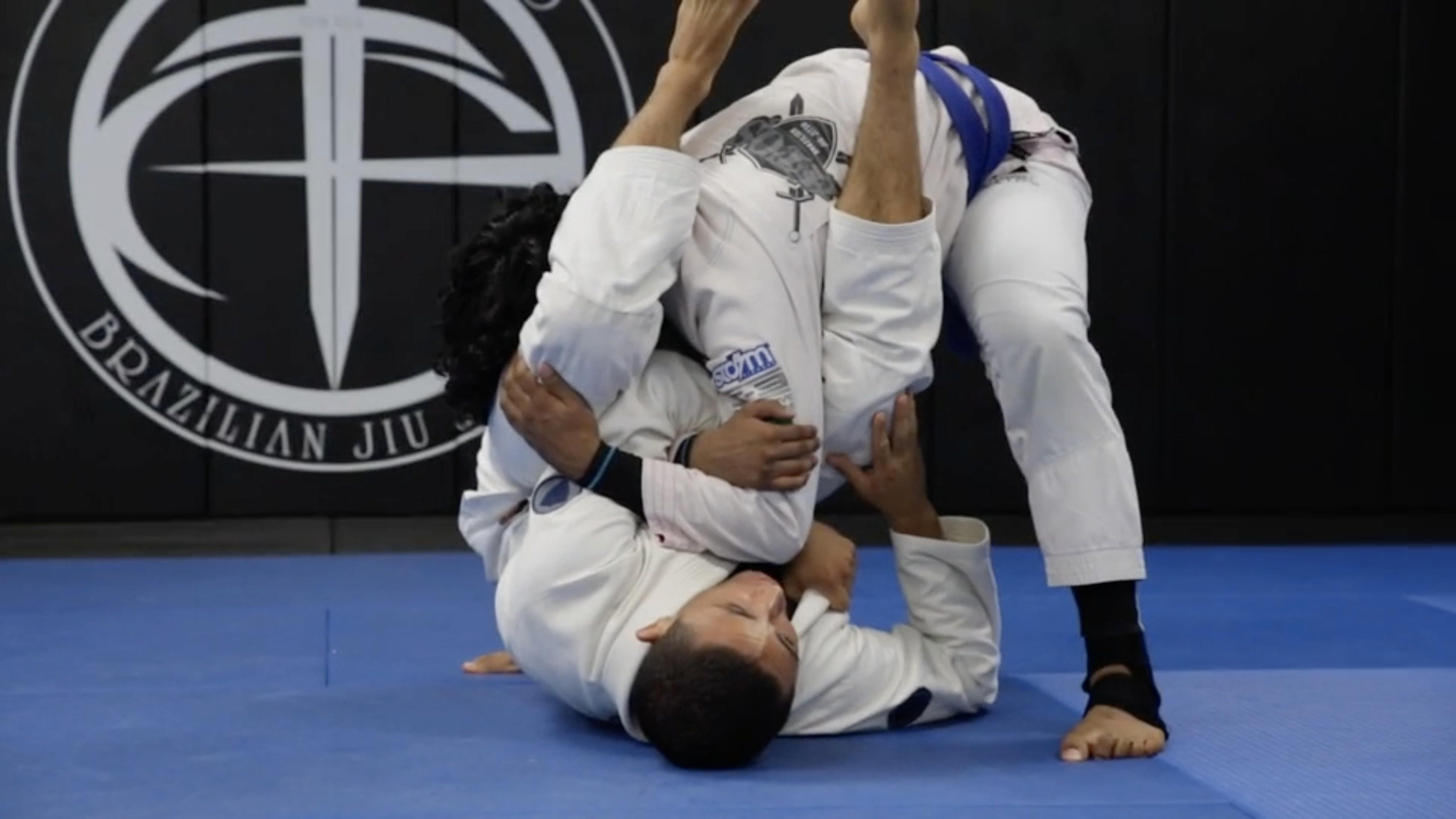 Swimmers Arm Bar When Opponent Starts to Stack