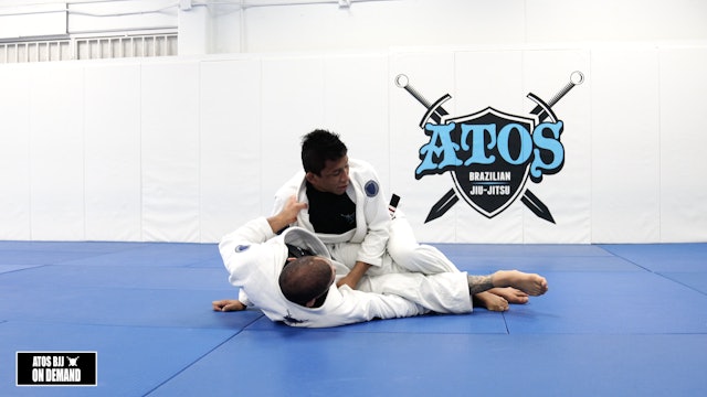 Side Smash to Knee Cut With Grip Details
