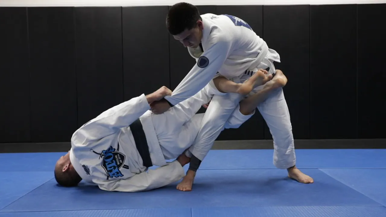 Deep De La Riva X + Sweep to Knee Cut - Josh Hinger - Atos BJJ OnDemand