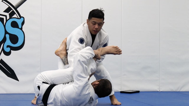 Passing Open Guard With Collar & Pant Grip