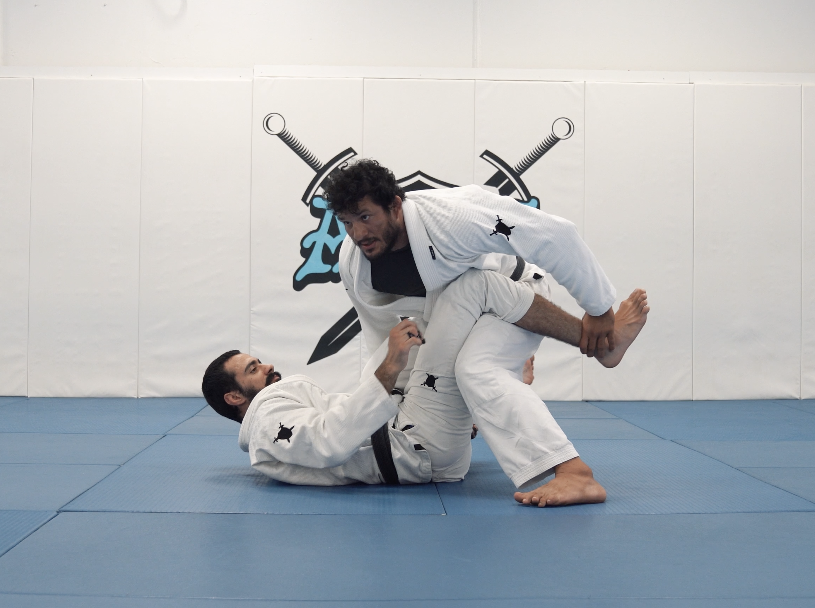 Knee Slice to Toreando & Variations | Part 1