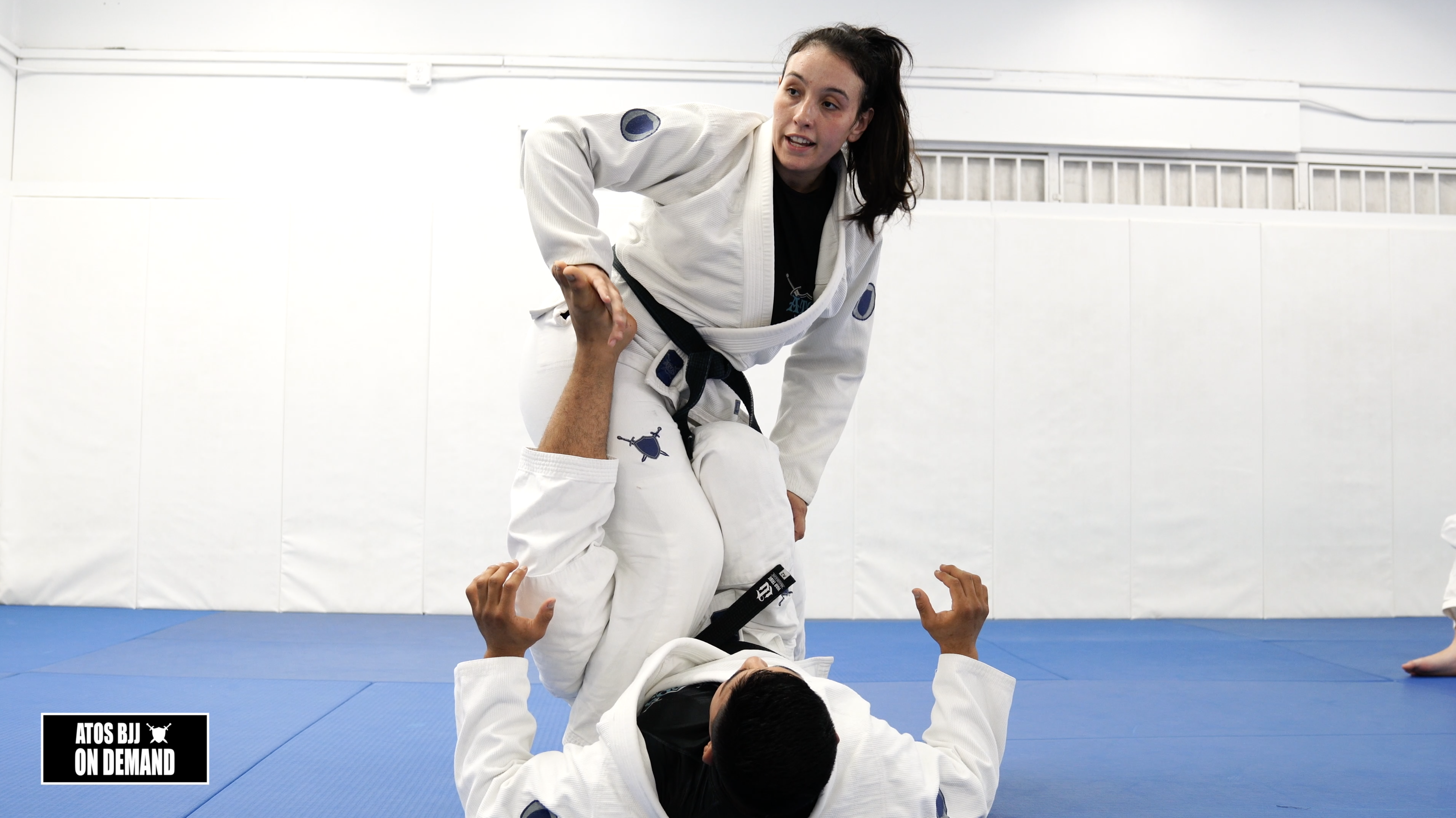 Single Leg X Pass - Kid's Class