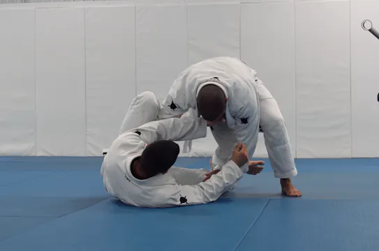 Keeping the Legs Away While Passing t...