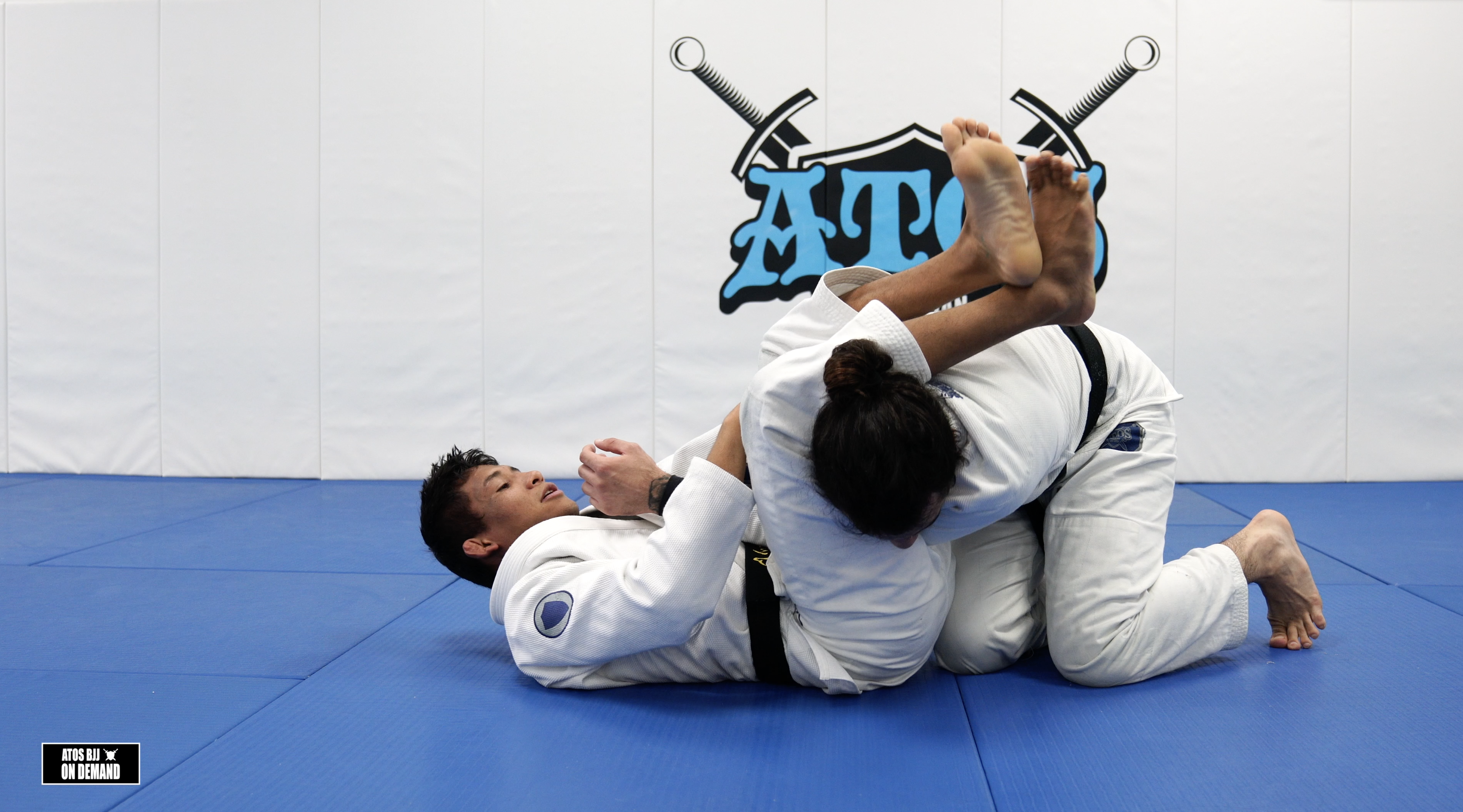 How to Set Up a Basic Arm Bar from Closed Guard | Kids Class