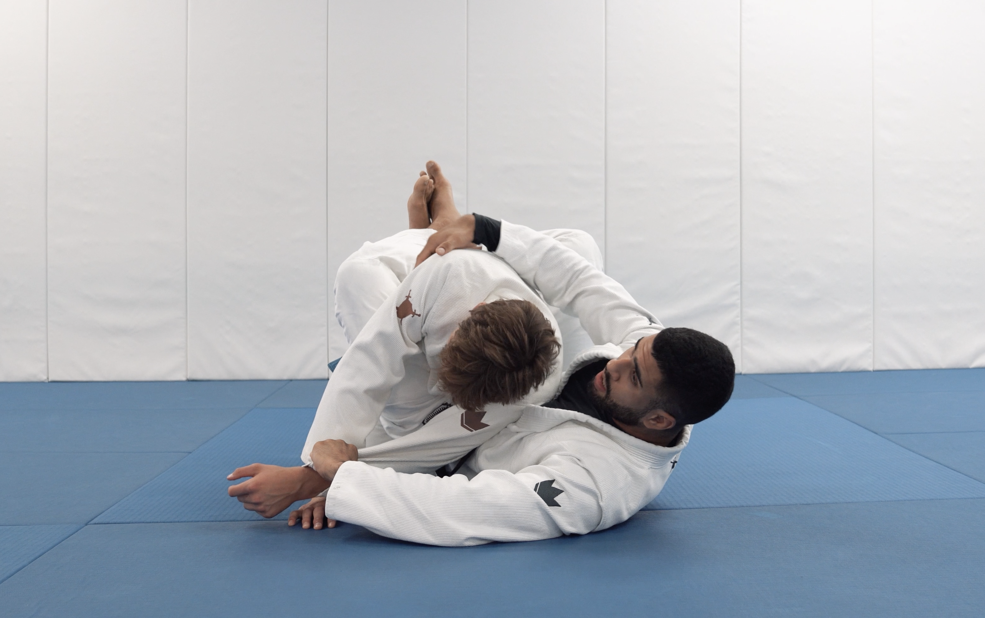 Closed Guard Sweep From 2 on 1