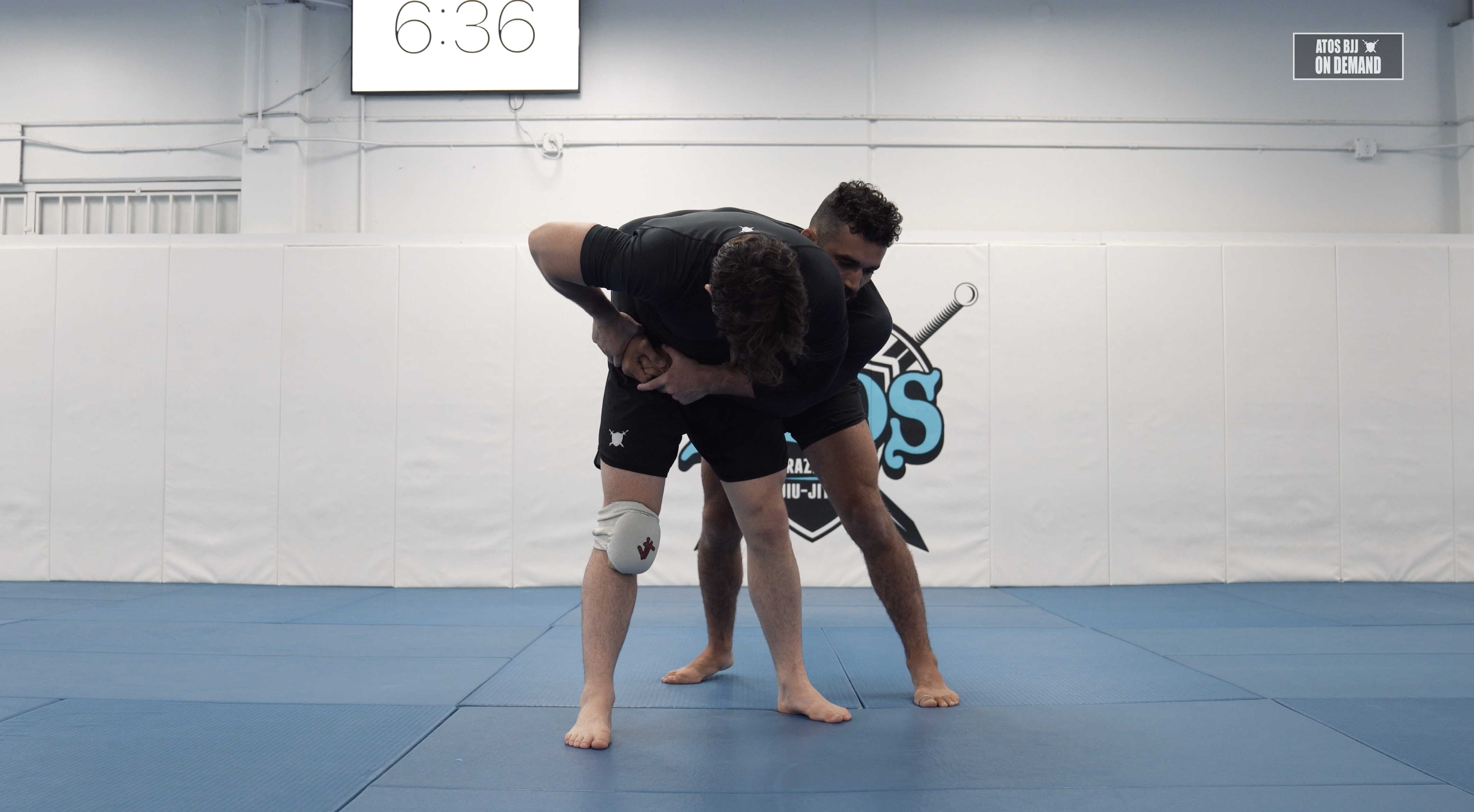 Russian Tie To Head Outside Single Transitioning To The Back