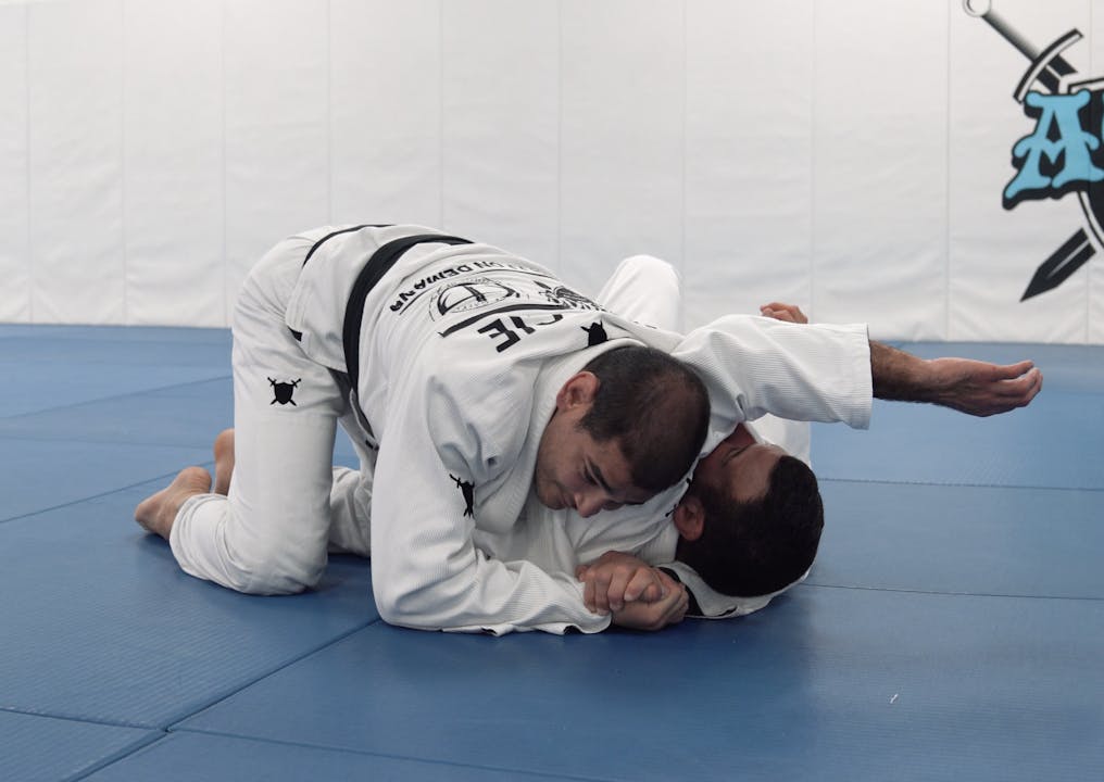 Kata Gatame With Variation to Ezekiel Choke From Side Control Part 1