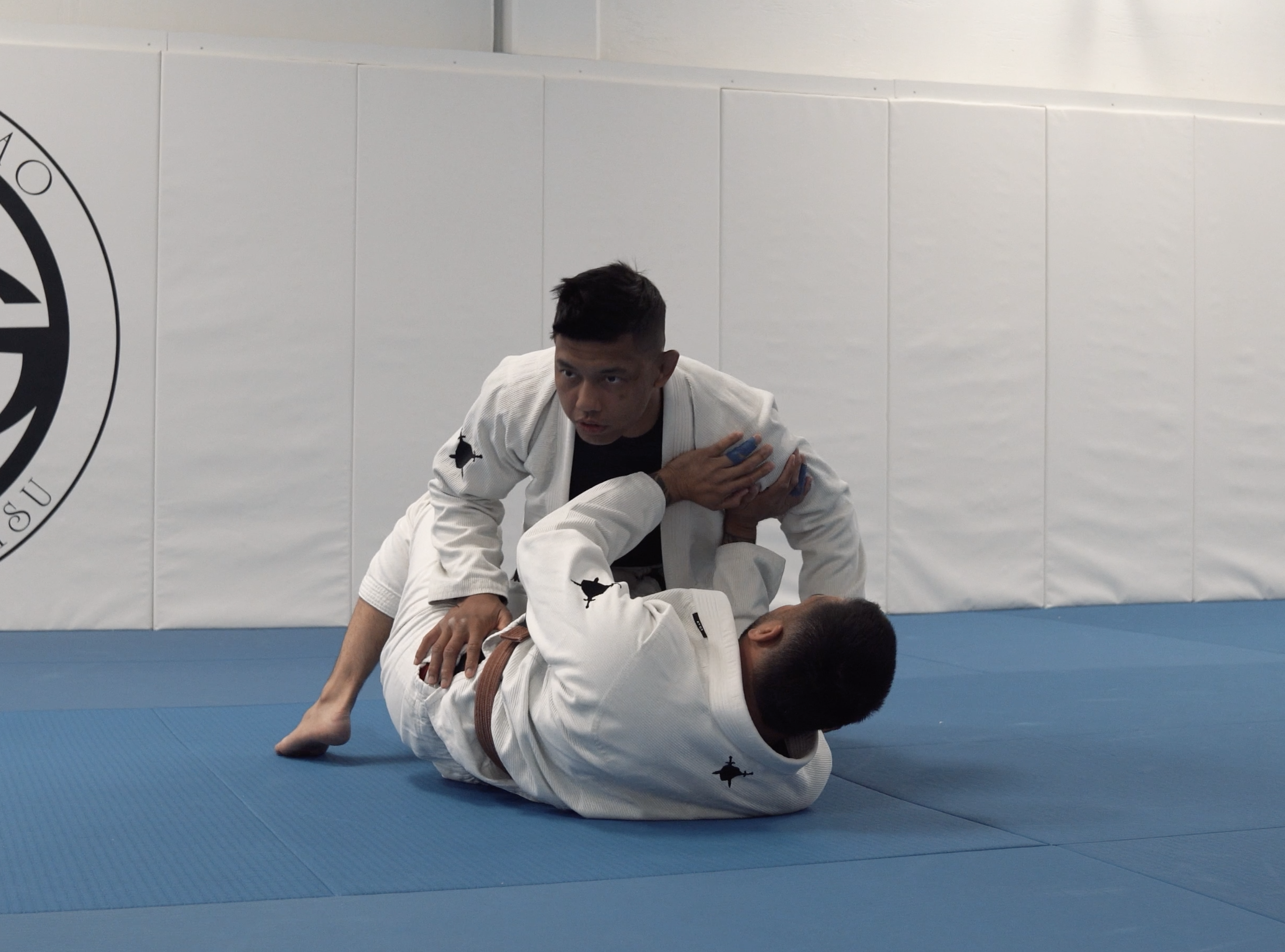 Basic Open Guard Retention