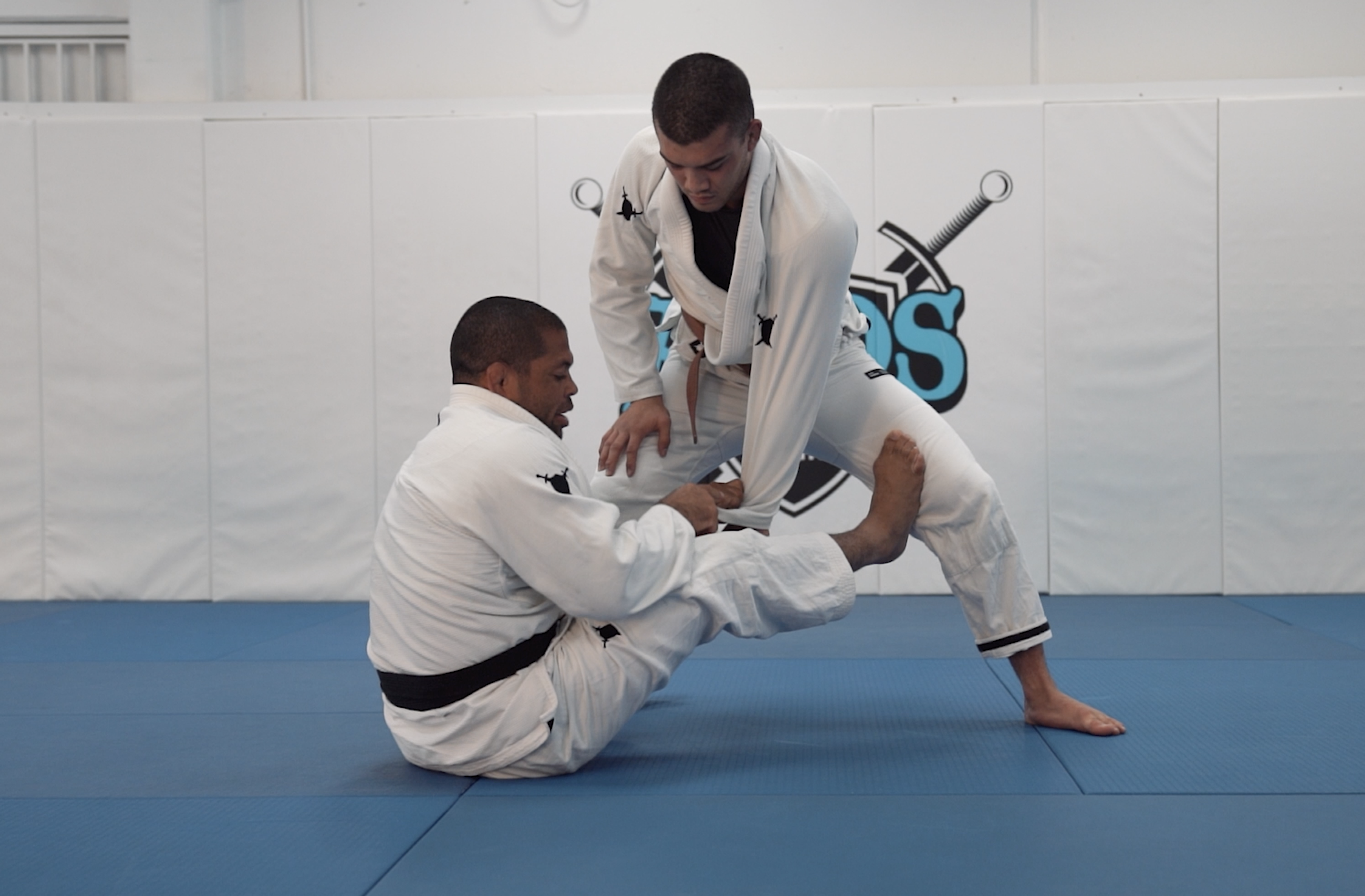 Sit Up Guard Shin to Shin Attacks | Part 1