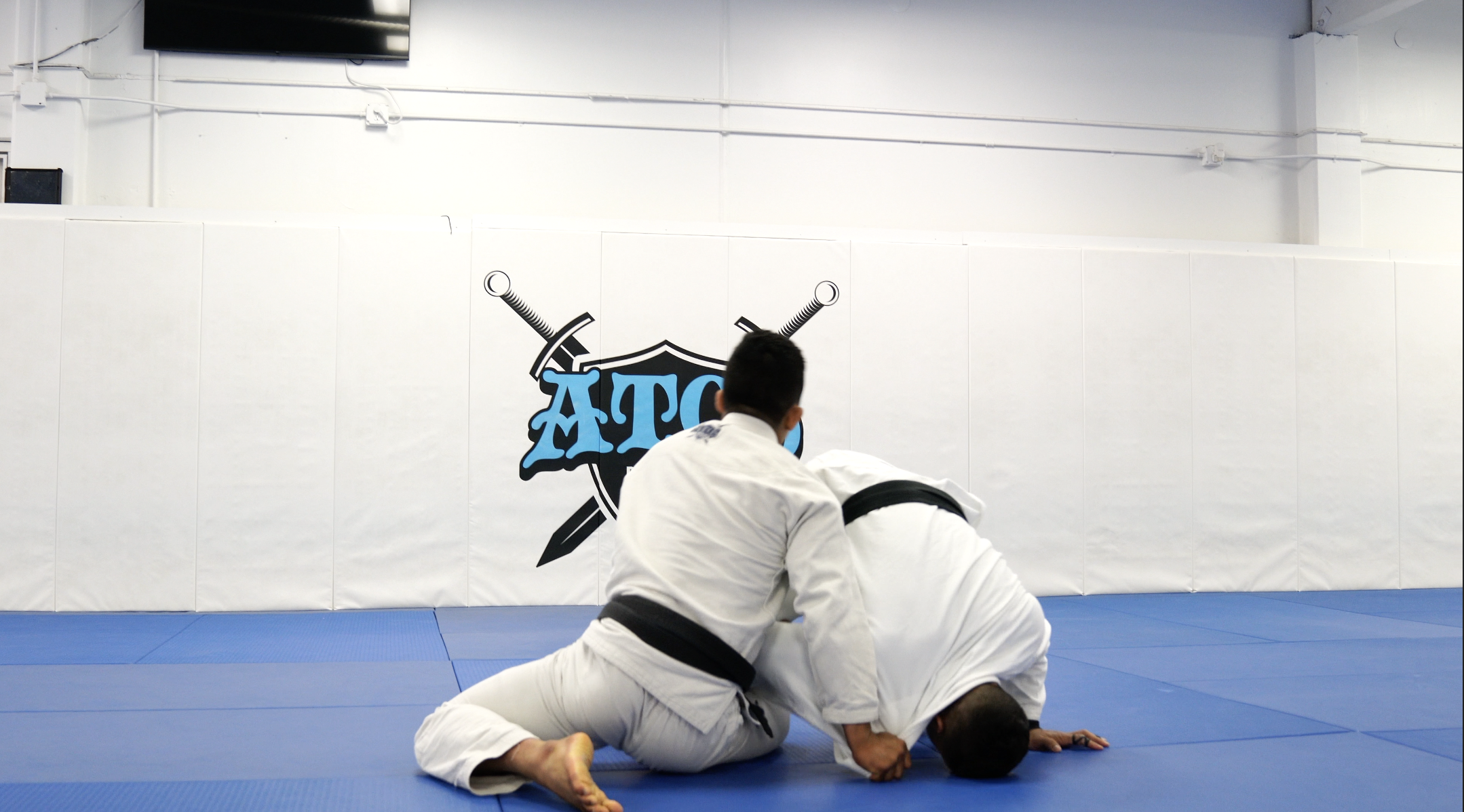 Defending the Single Leg with an Amazing Collar Drag