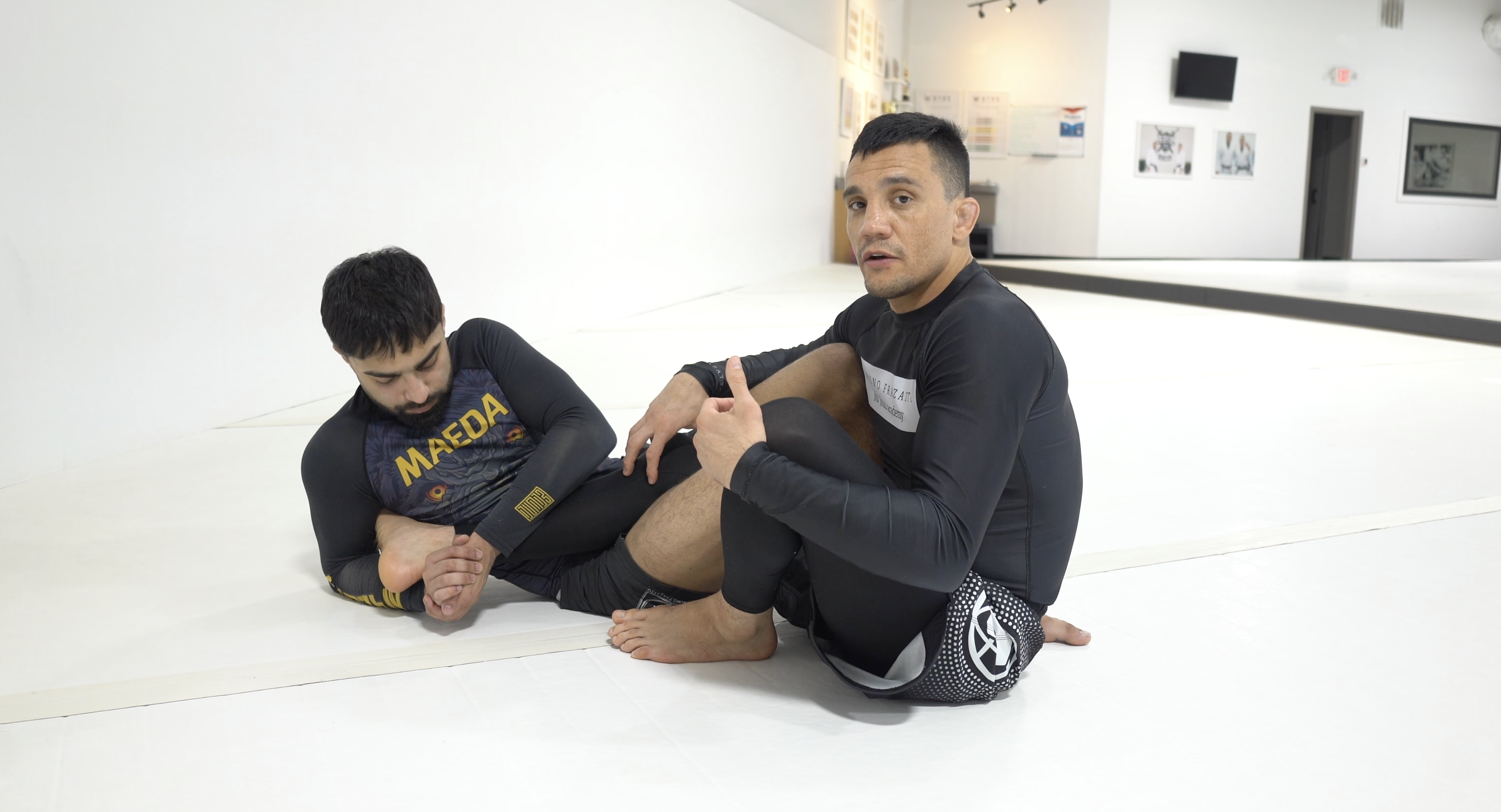 Inside Heel hook escape from 50/50