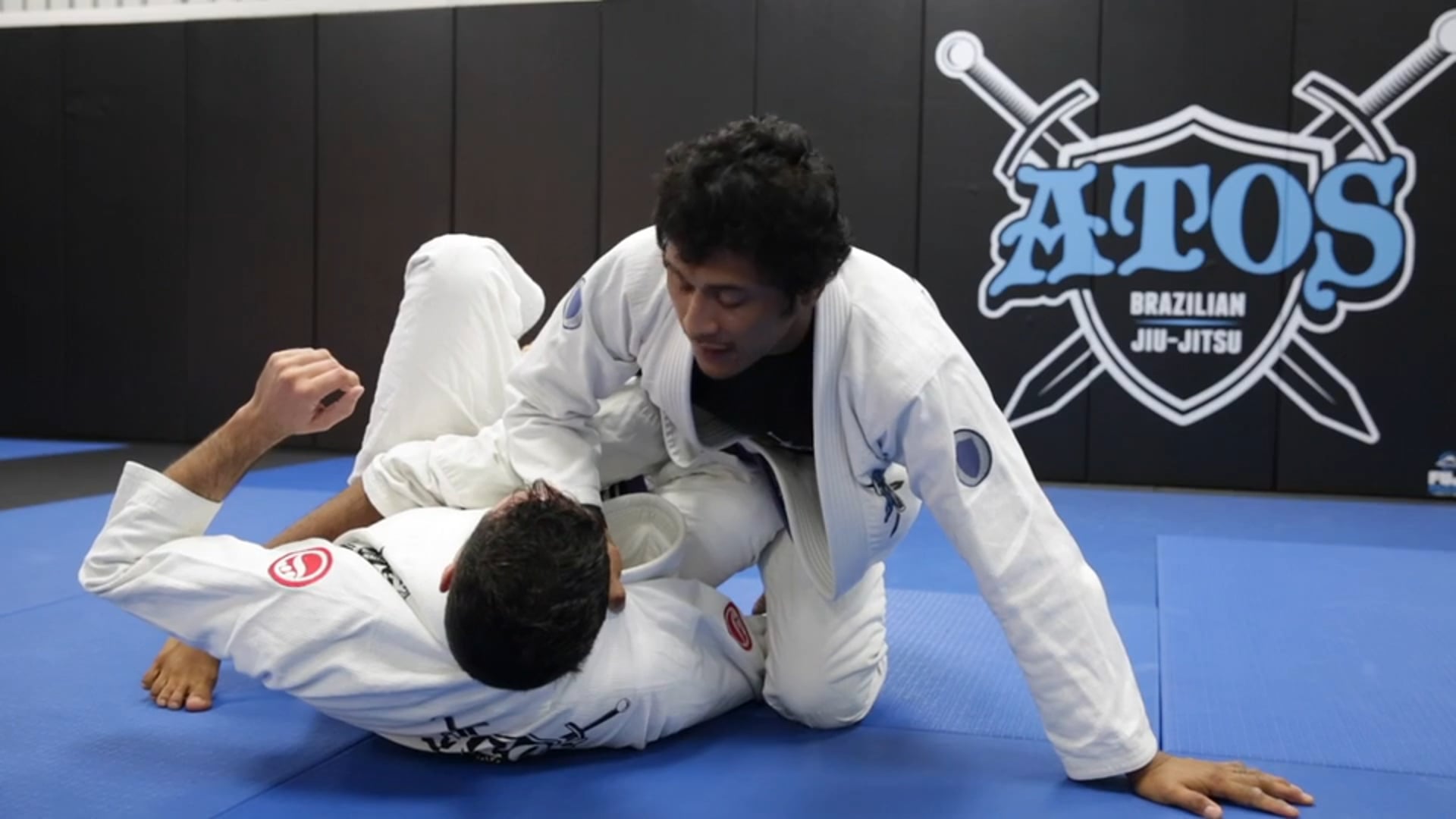 Tilt Sweep From the Collar Sleeve Guard 