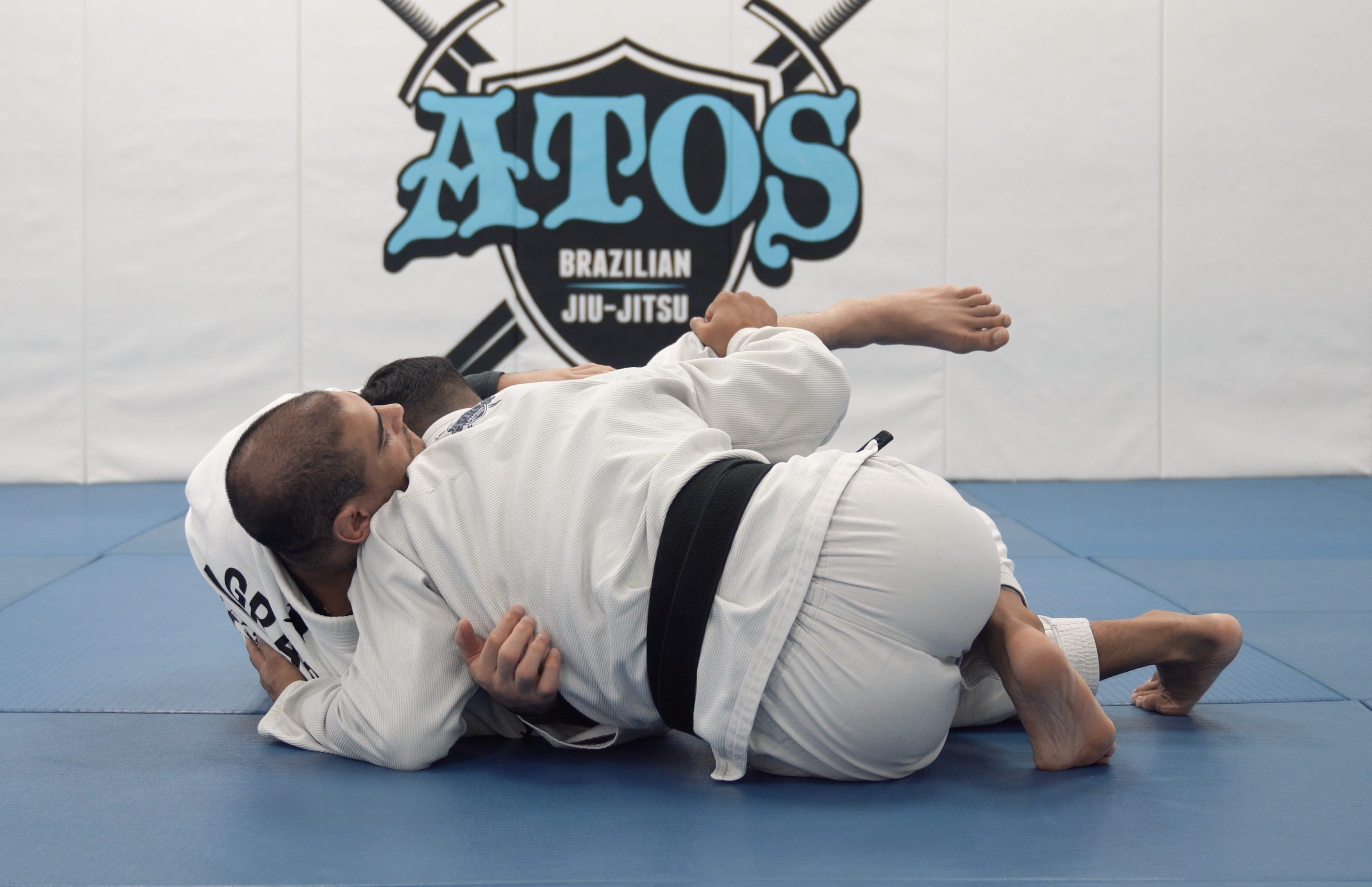 Long Step Hugging the Head | Part 2