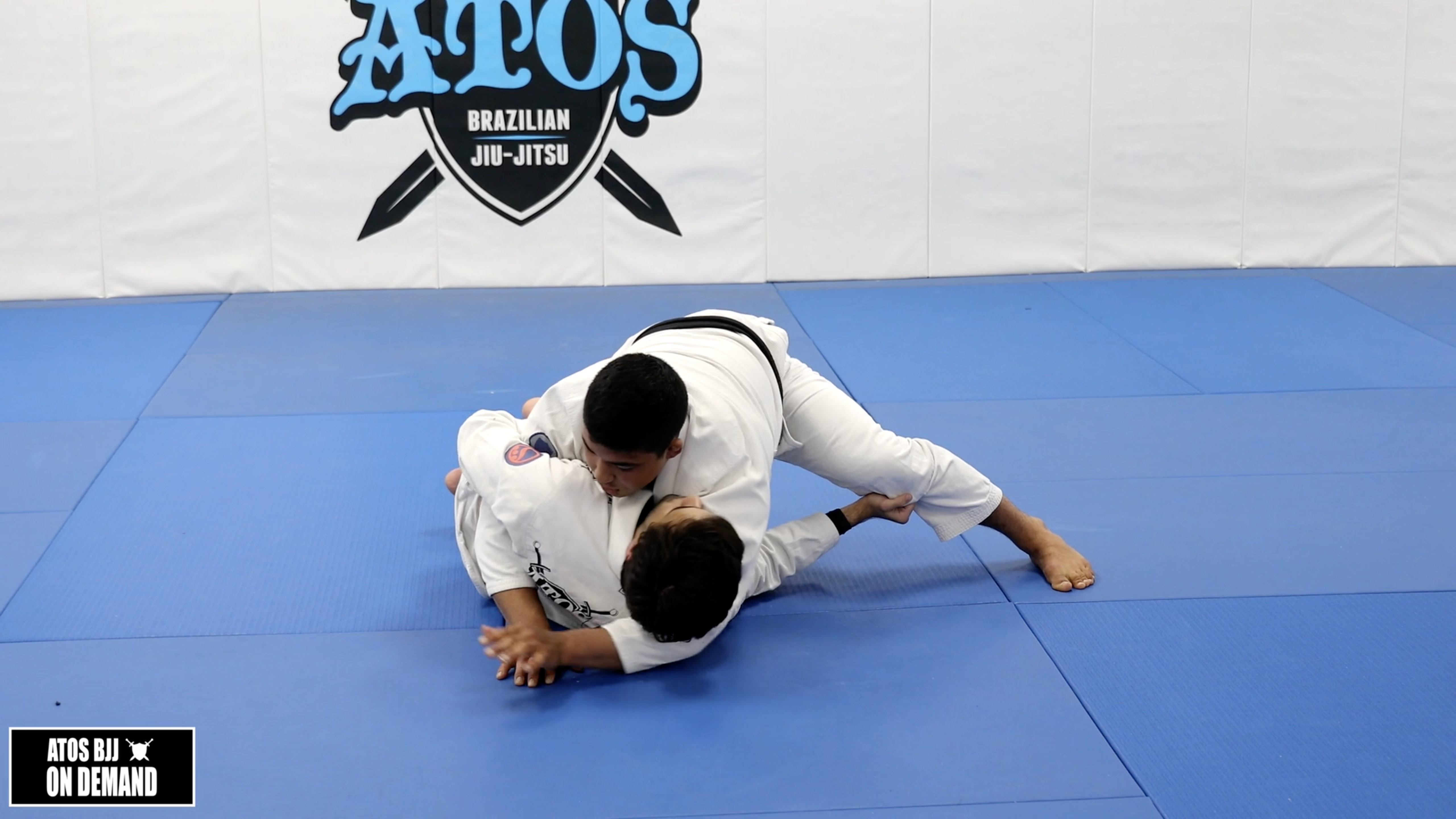 Knee Cut Pass From Single Leg X