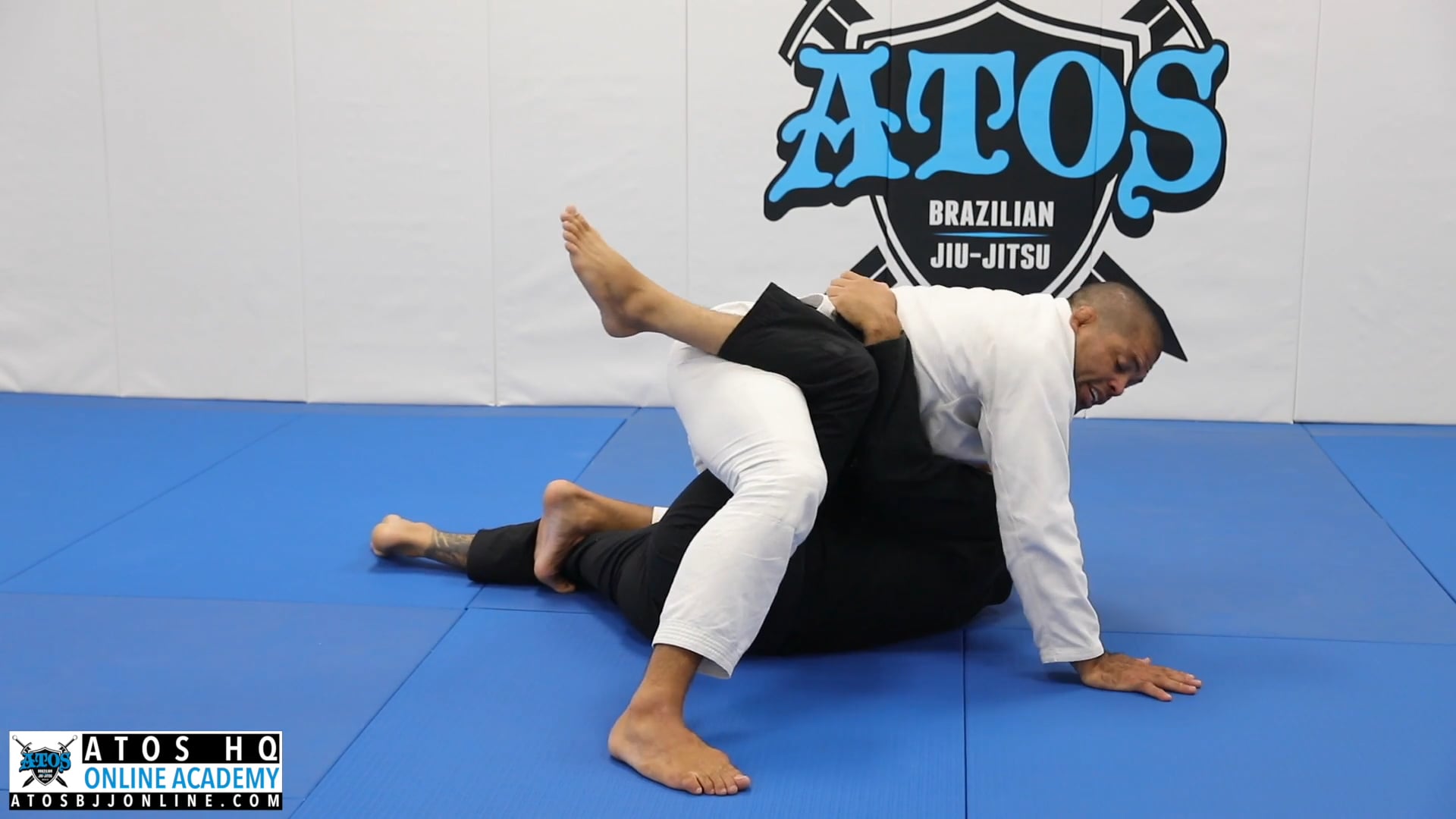 Leg Staple Windshield Wiper Split Pass Against Hooks Guard