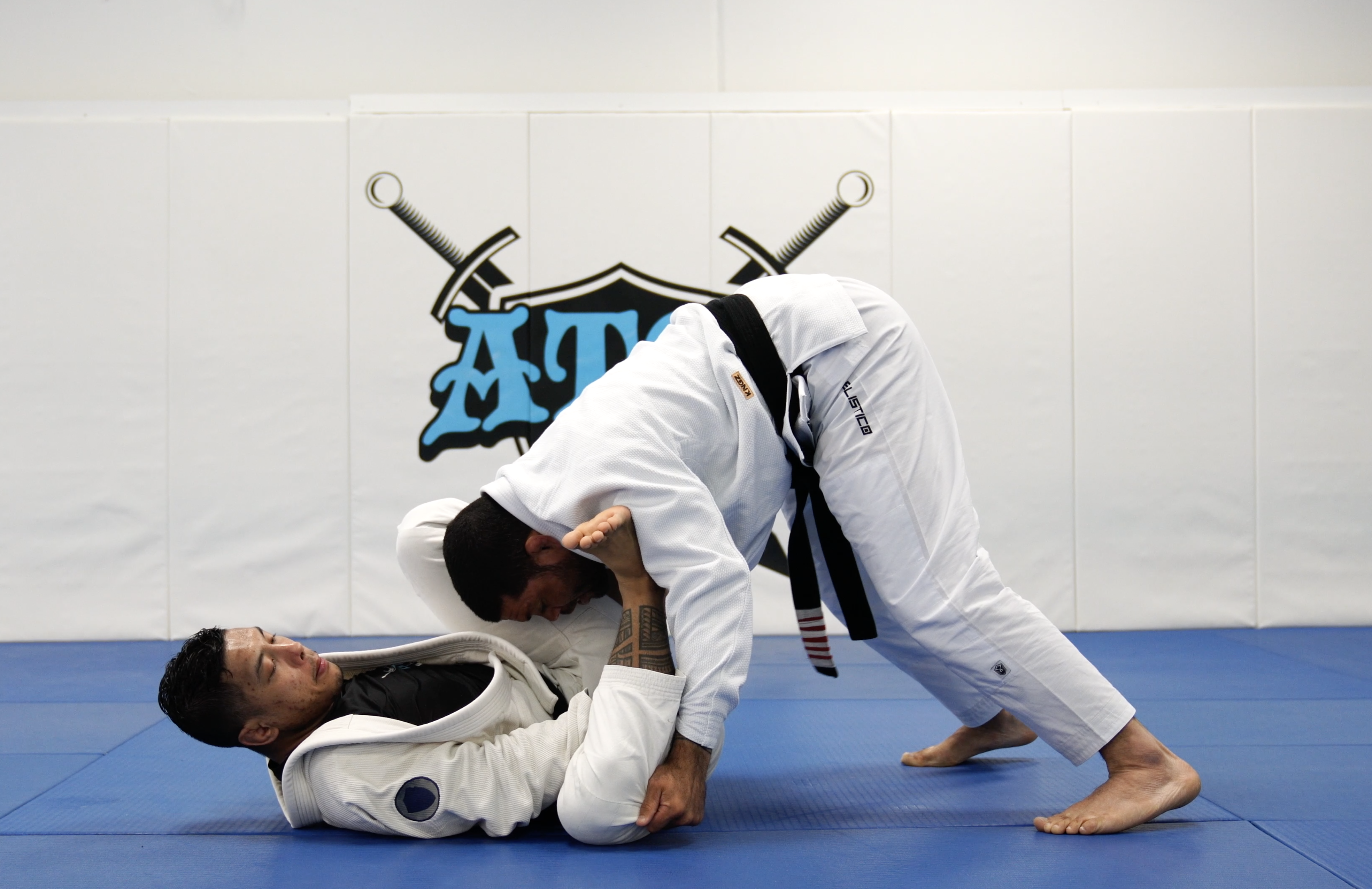 Double Sleeve Pressure Pass