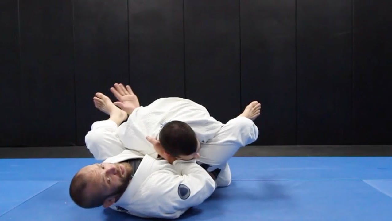 Double Under Pass Defense to Triangle - Josh Hinger - Atos BJJ OnDemand