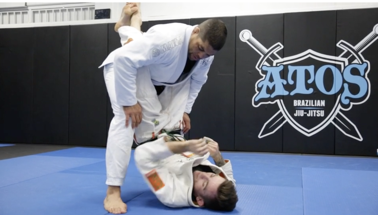 Leech Guard Sweep With Crucifix Defense 
