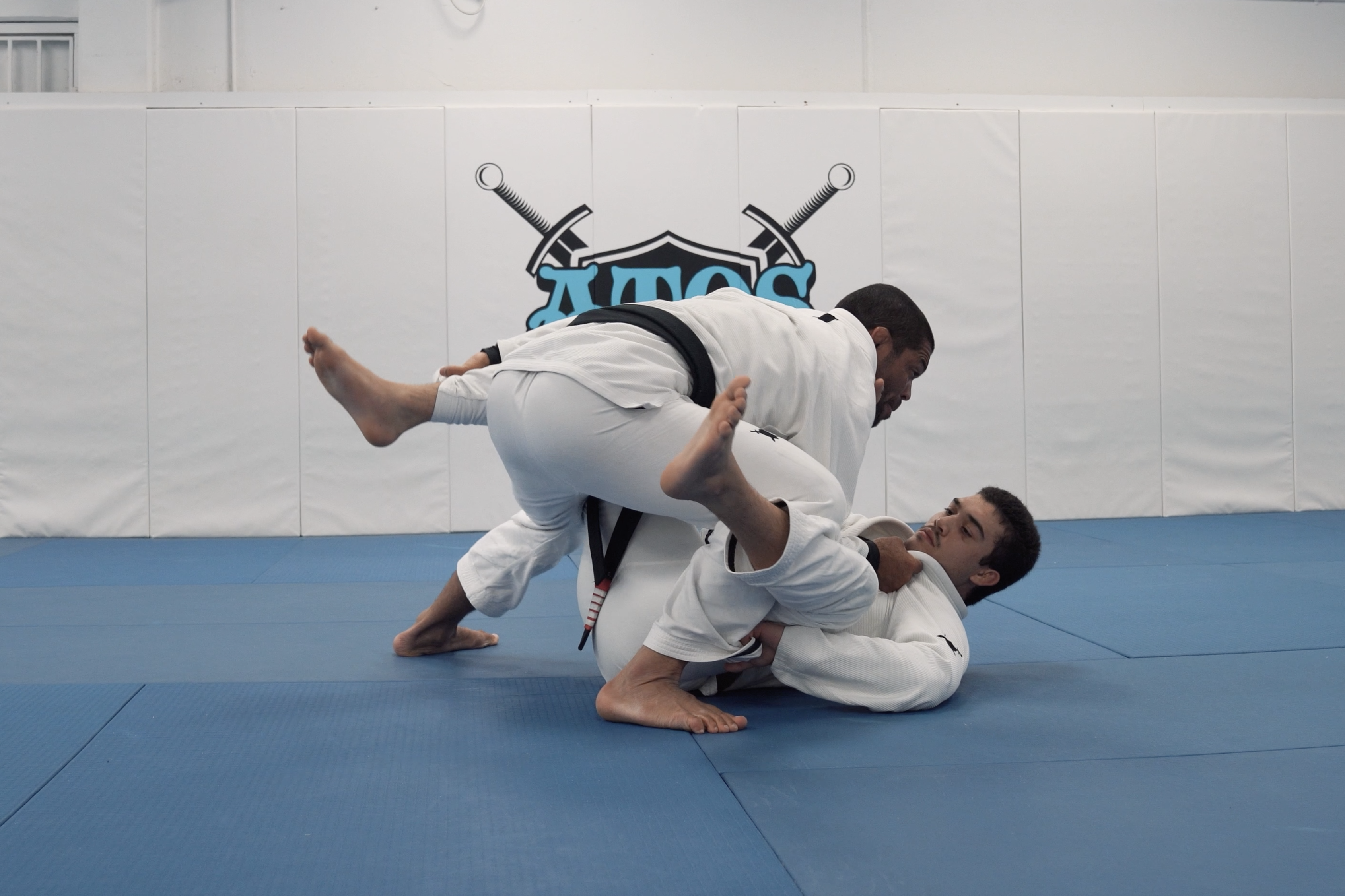 Split Pass + Windshield Wiper Pass to Triangle Attack From Side Control | Part 1