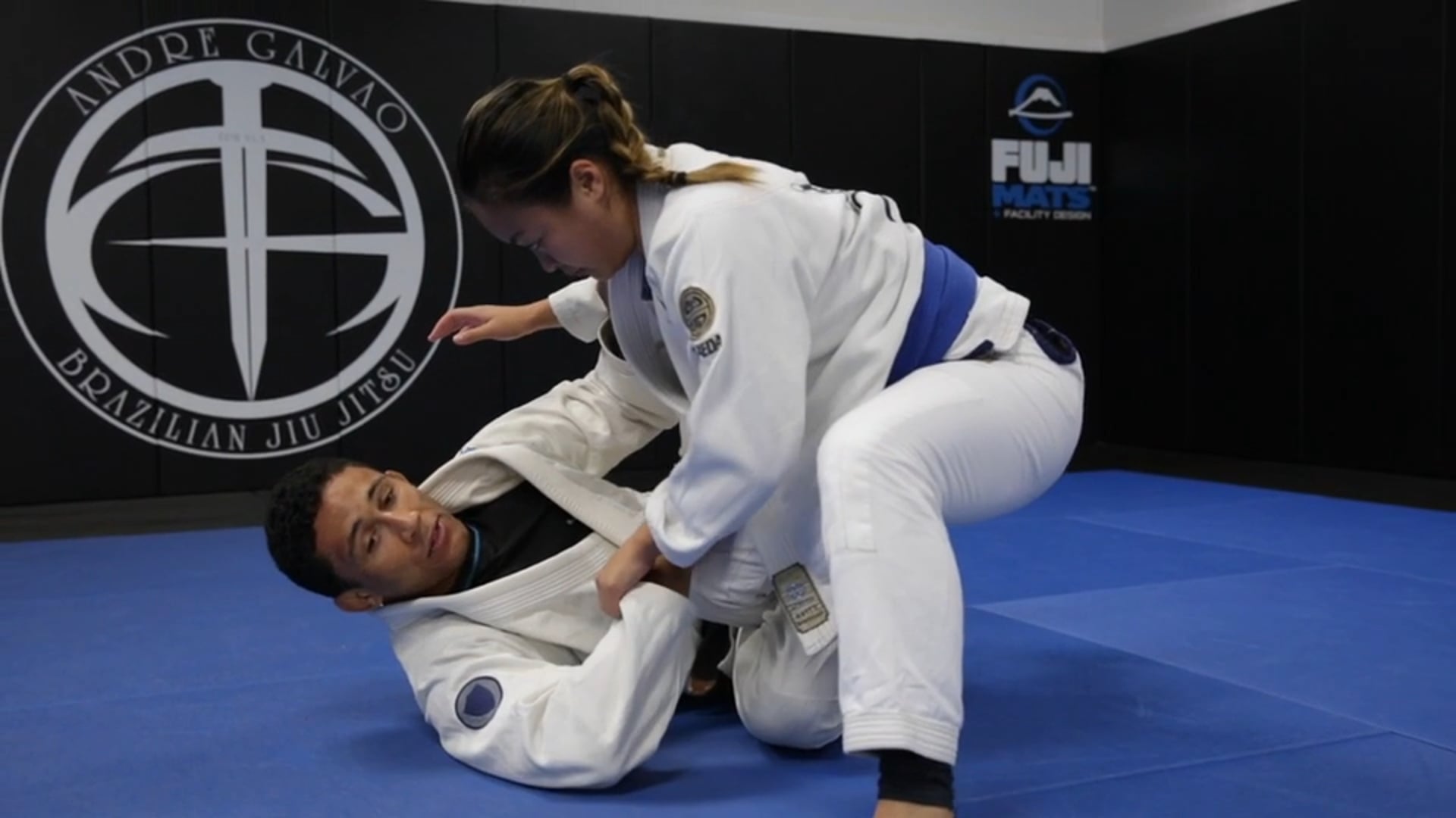 The "Fio-Dental" Sweep From Half Guard (Knee Cut) Or The Bump Sweep