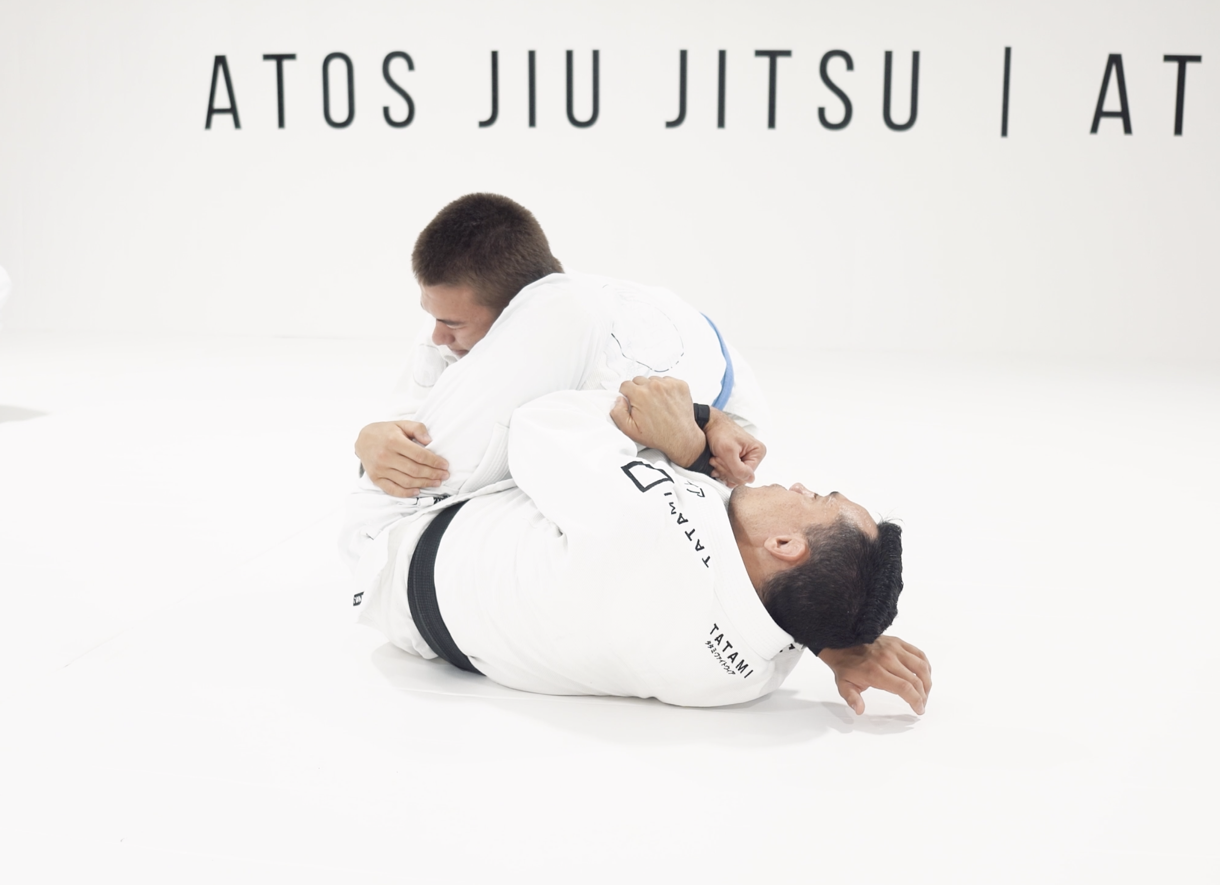 Finishing the Arm Bar When your Opponent Defends by Rolling