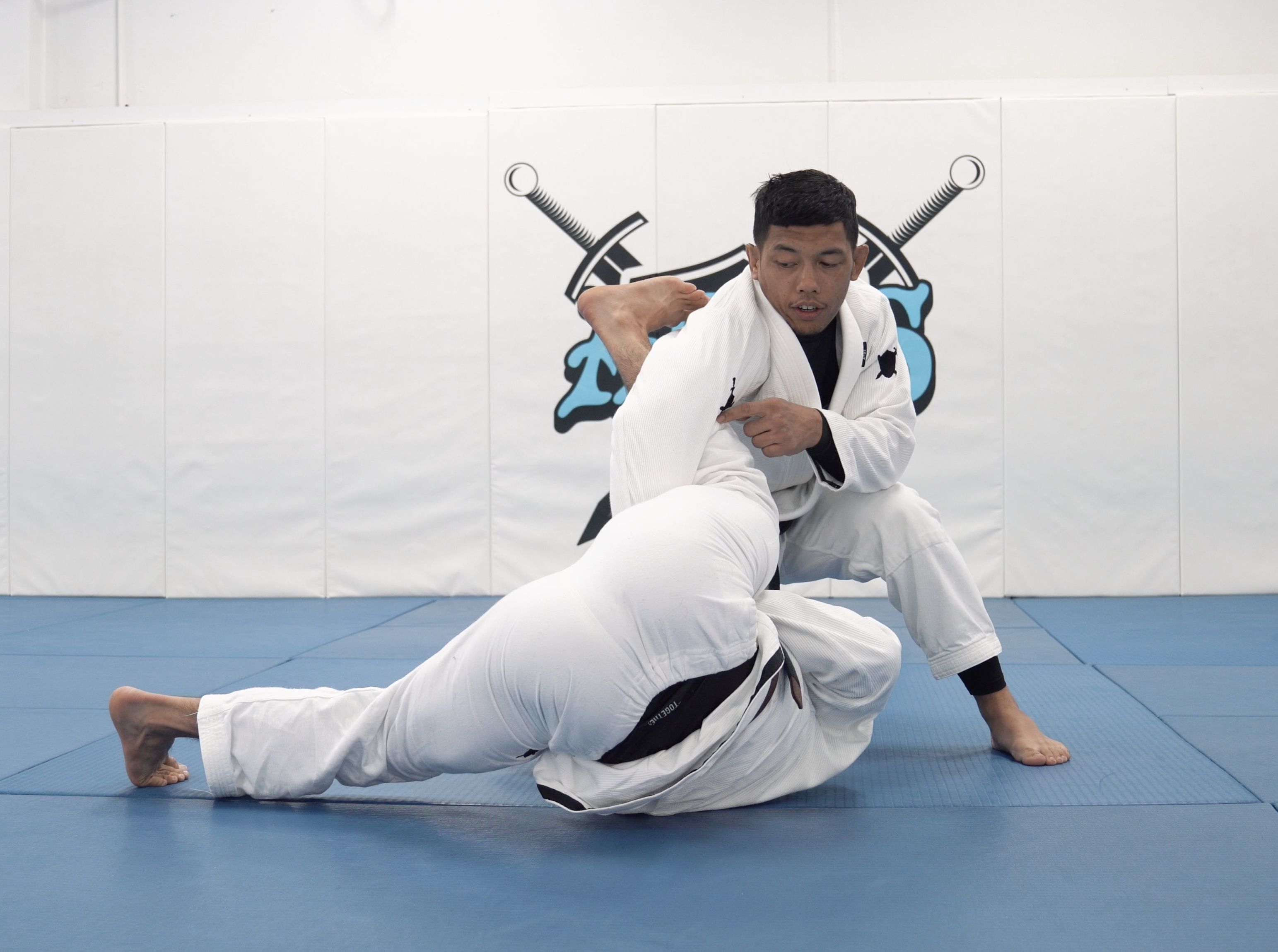 Lasso Omoplata Defense to Leg Drag | Part 2 