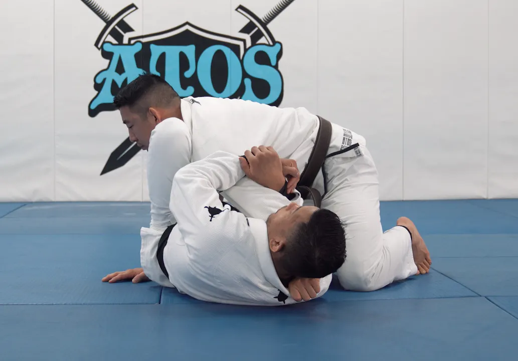 Choi Bar From Over Under Pass | Part 1 - Rolando Samson - Atos BJJ OnDemand