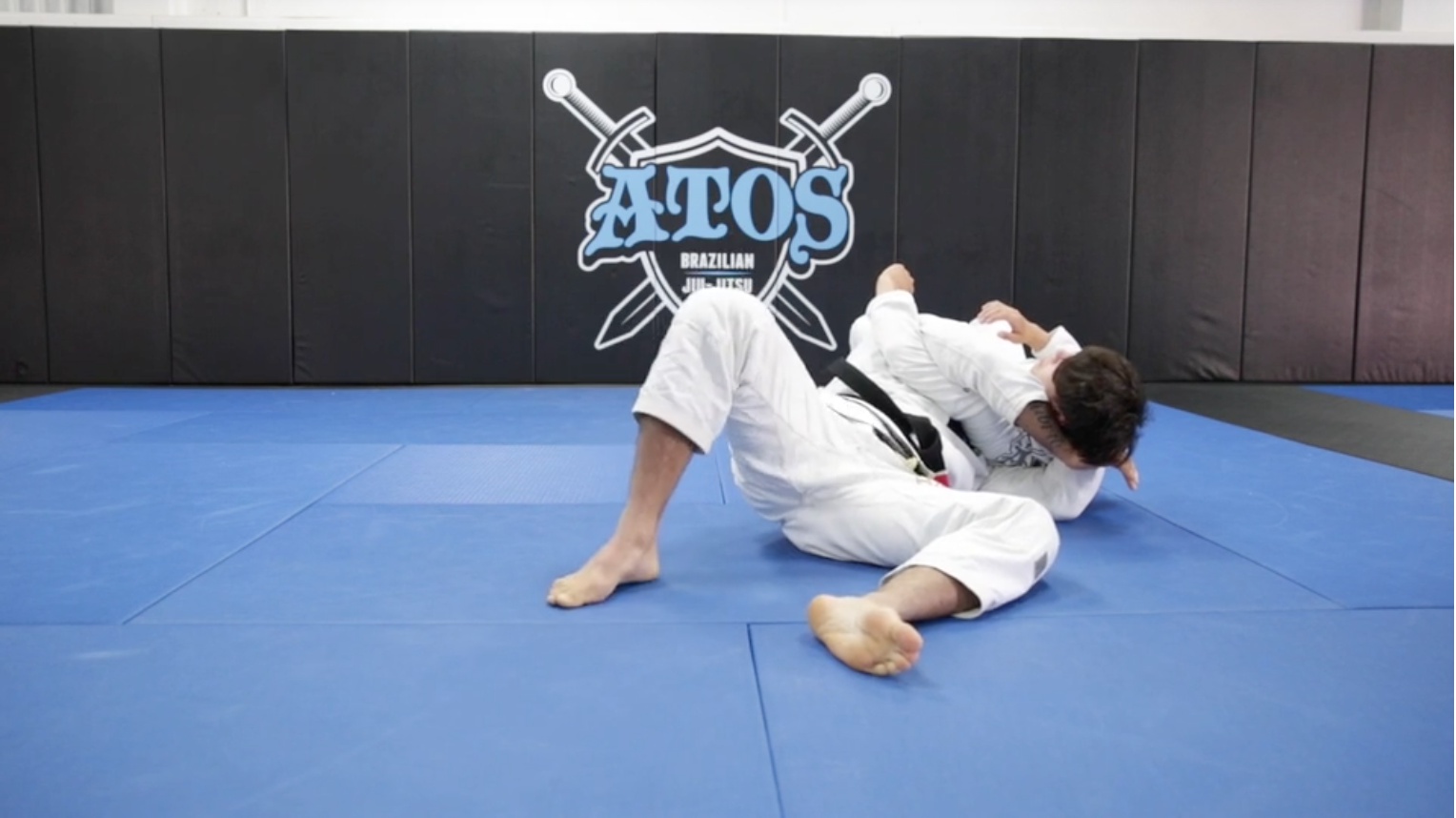 Loop Choke from Single Leg Defense
