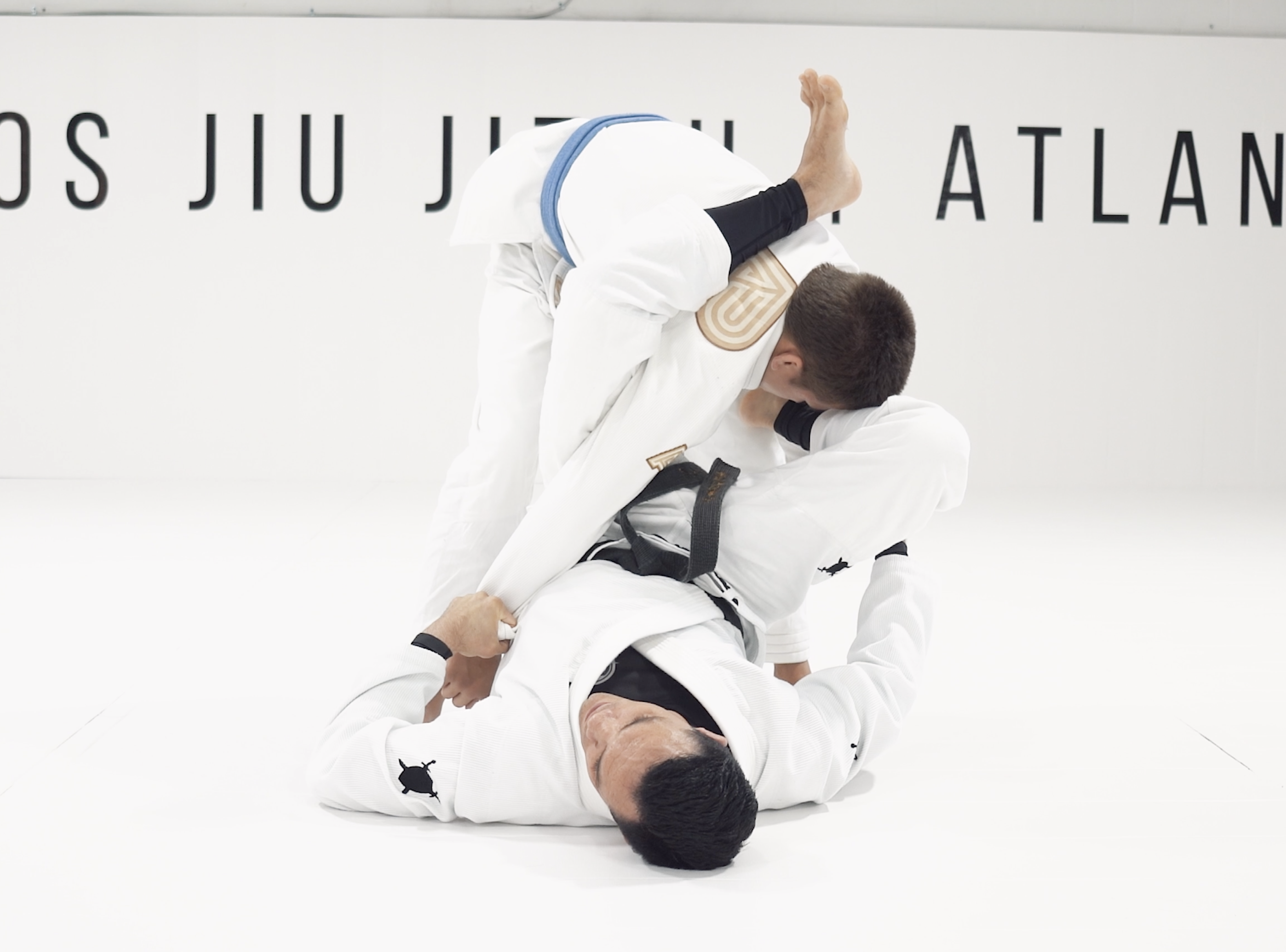 Omoplata Attack Drills From Spider Guard