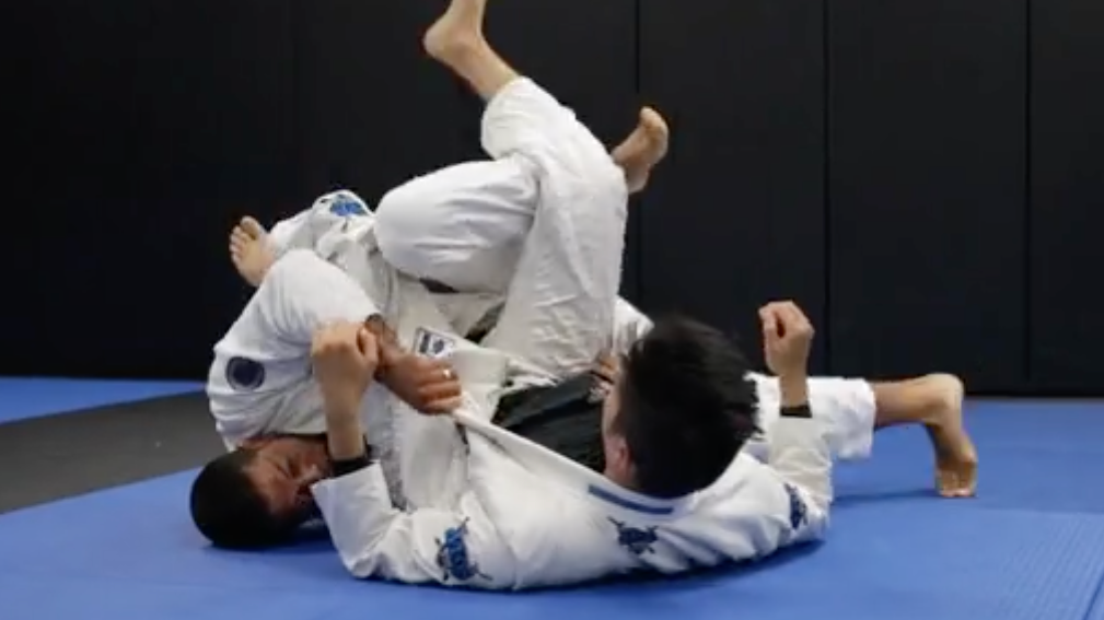 The Plank Leg Drag Pass From Knee Shield Guard With Twister Back Attack