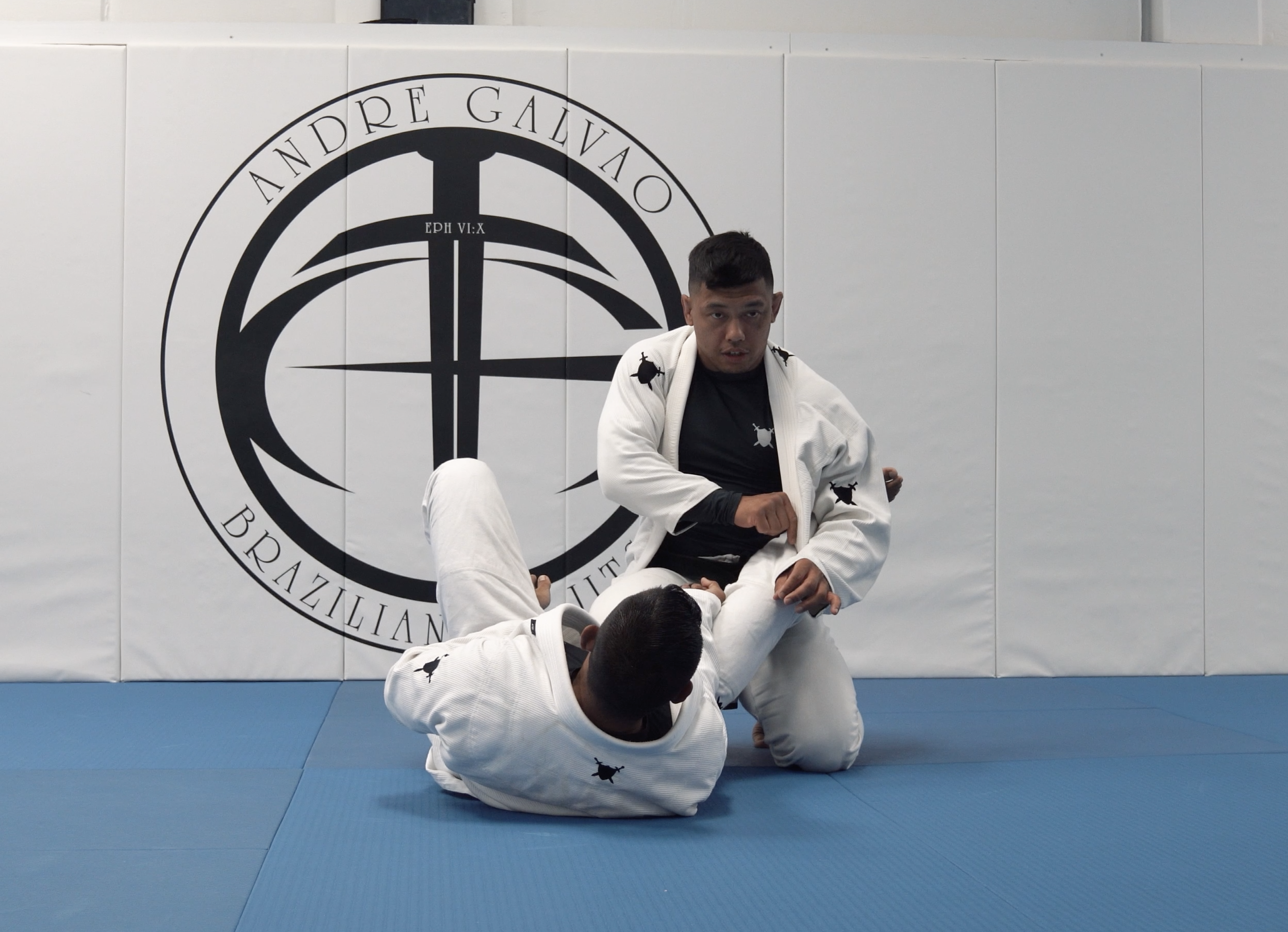 Passing Worm Guard With Outside Passing