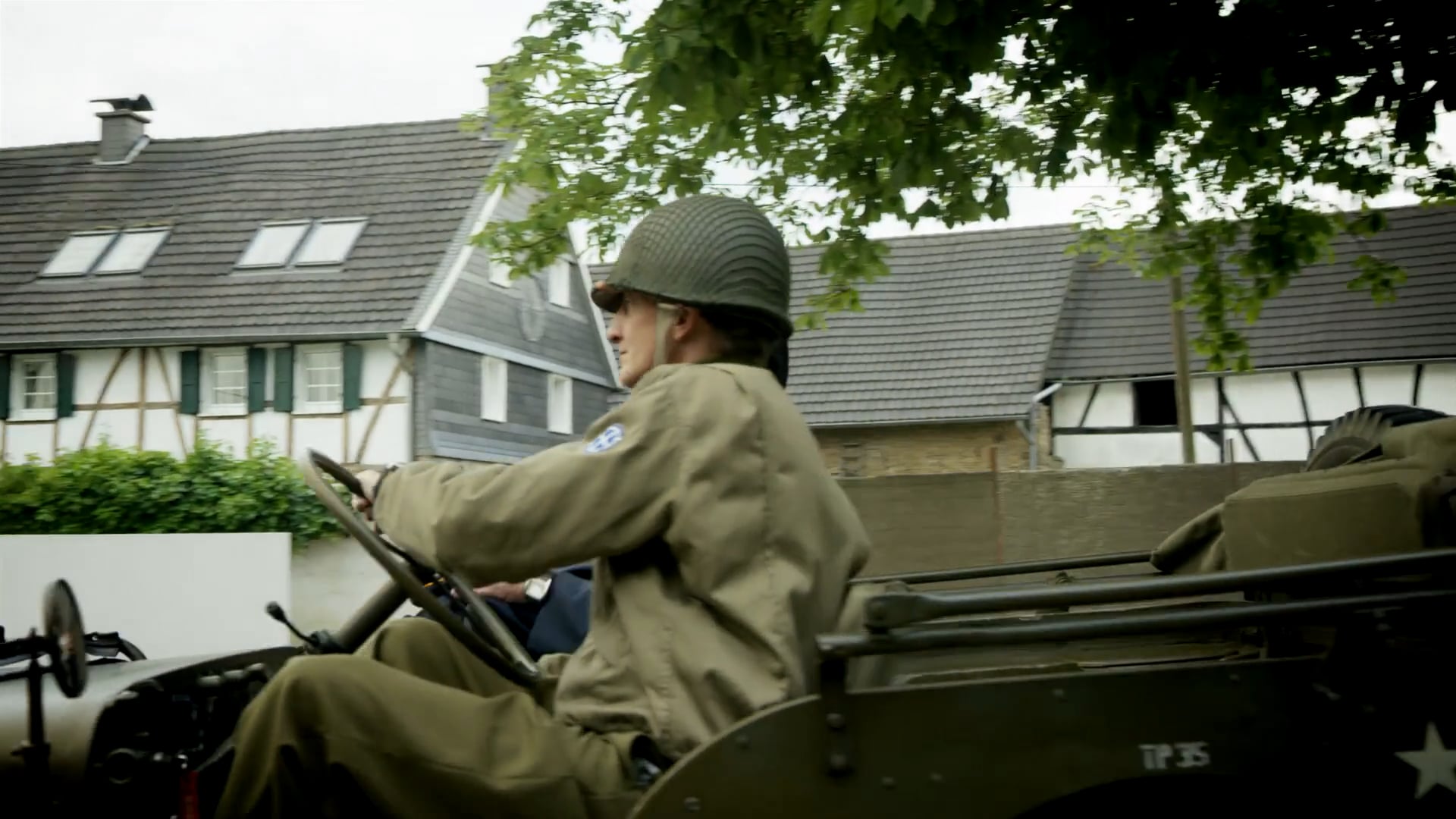 JANG O SOLH FARHAD BAZLEH