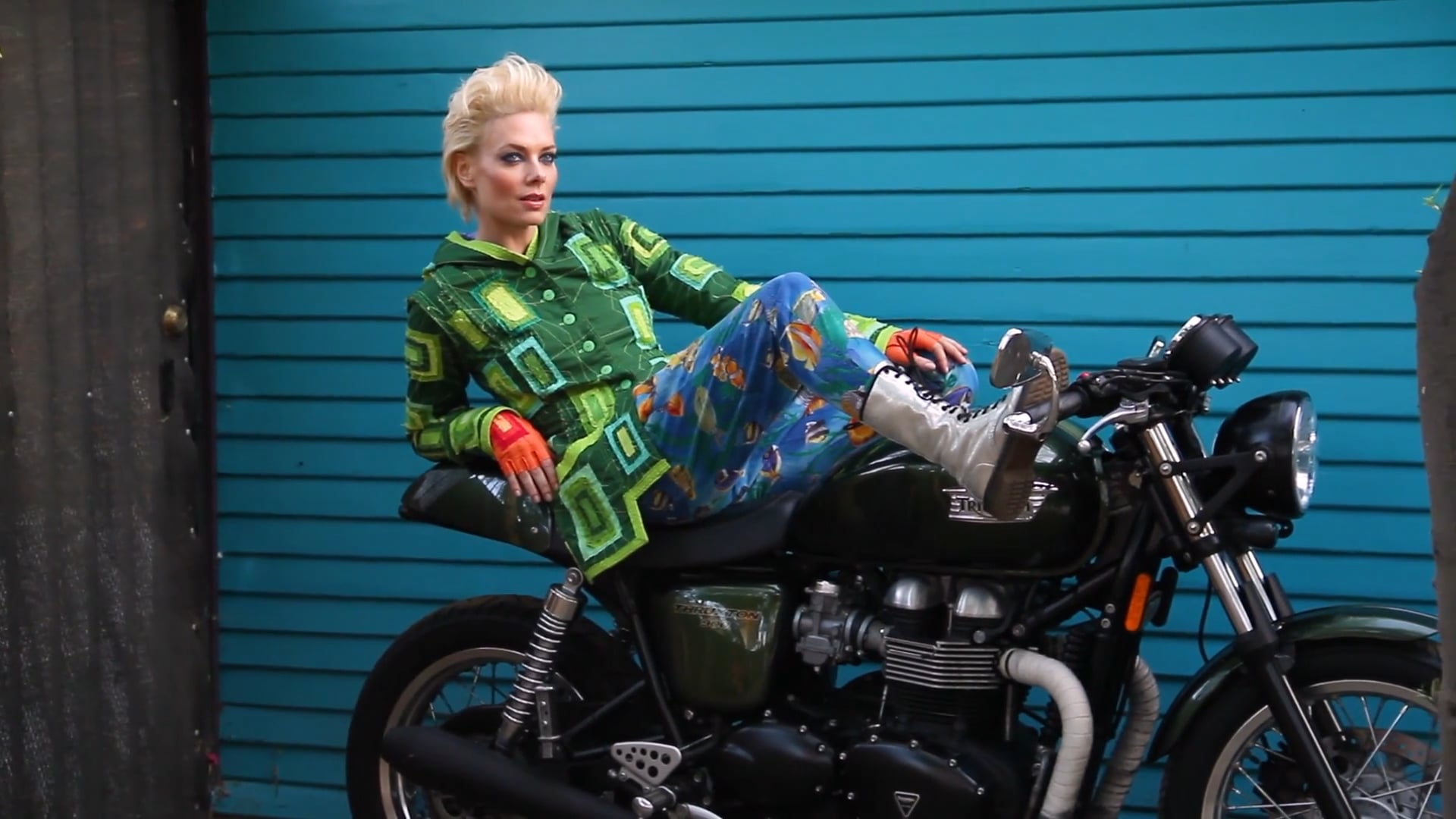 ONEITA PARKER; Drawing with Stitches