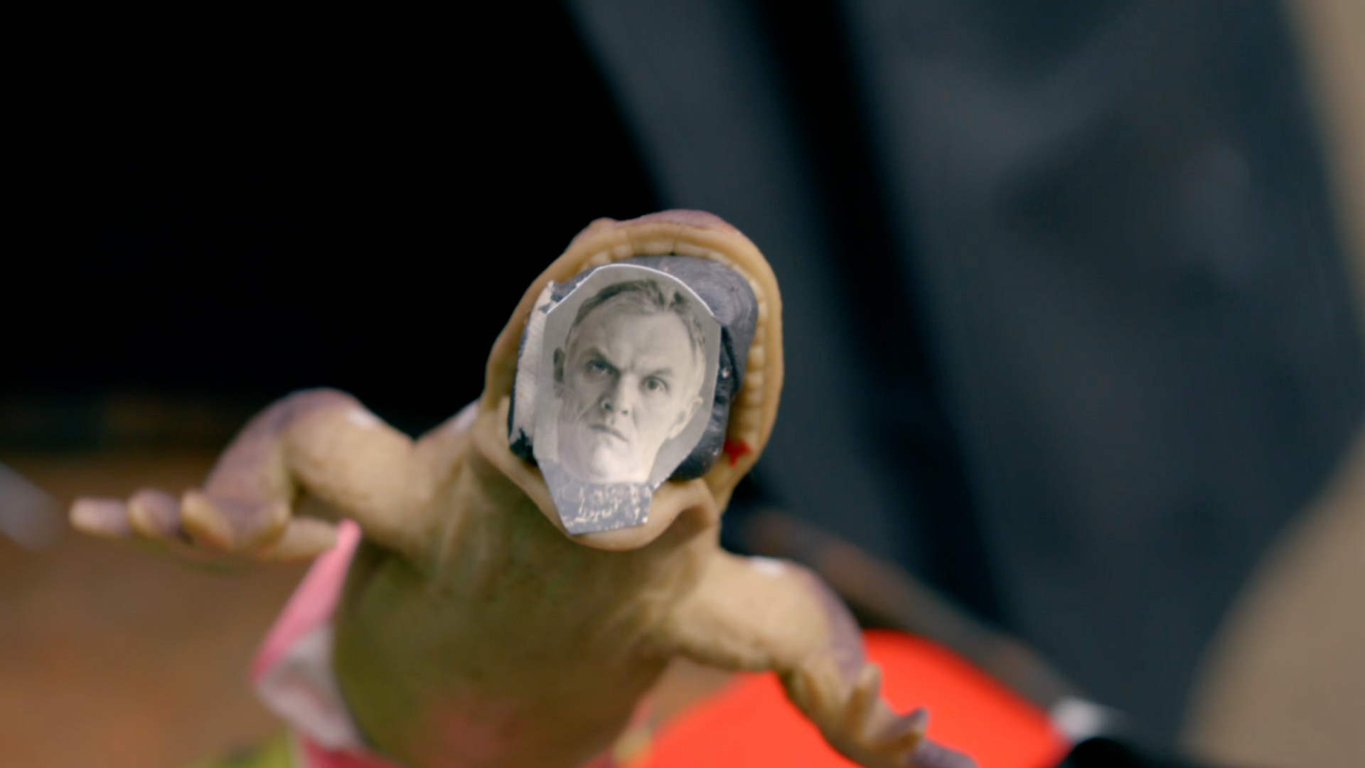 S06E03 - One Warm Prawn - Bleeped