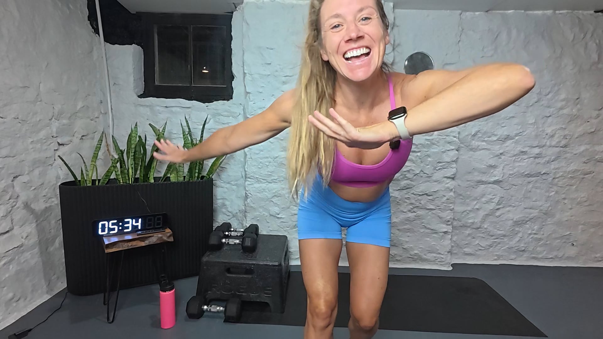 Stacking Weights Timed Circuit - Lower Body Sculpt