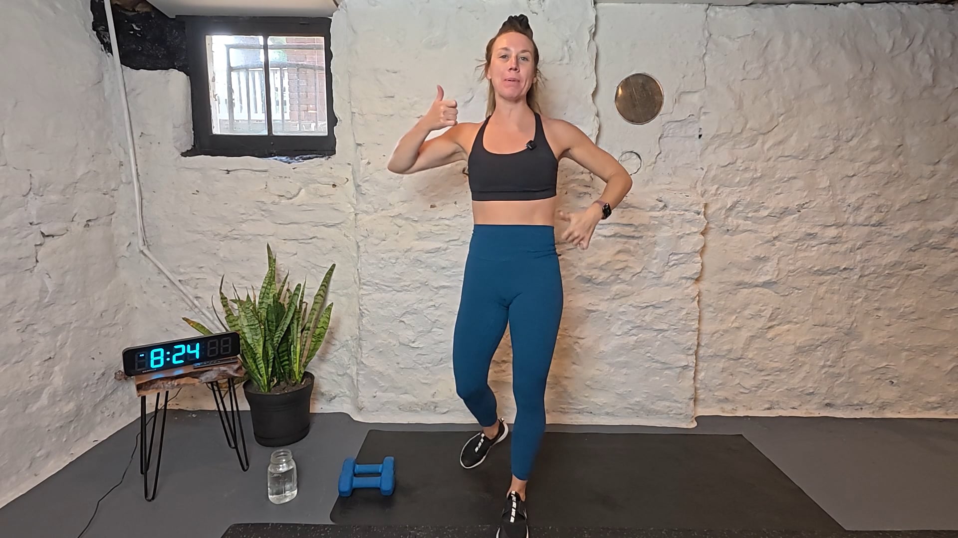 Express Yourself – No Repeat HIIT Upper Body & Obliques