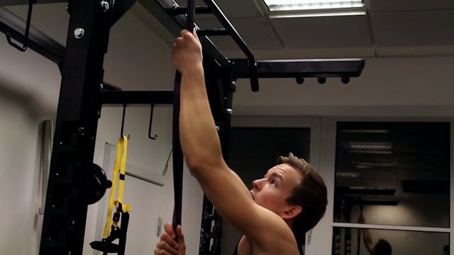 Assisted one arm chin ups
