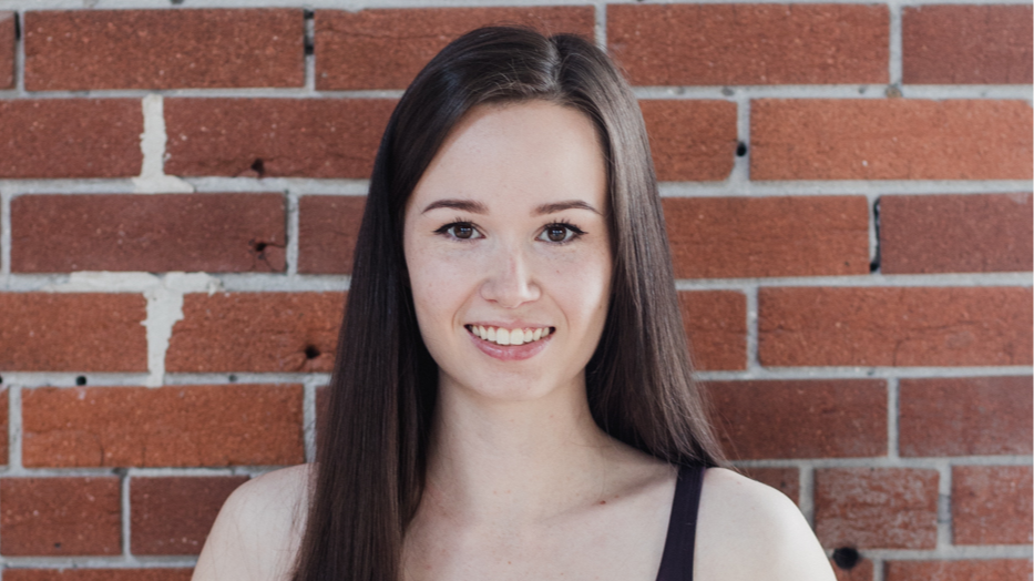 ENCORE: Barre Body Fit with Emma D (April 4, 2021)