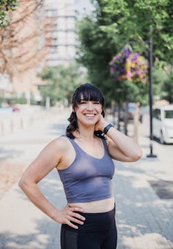 15 min Prenatal Stretch with Nicole