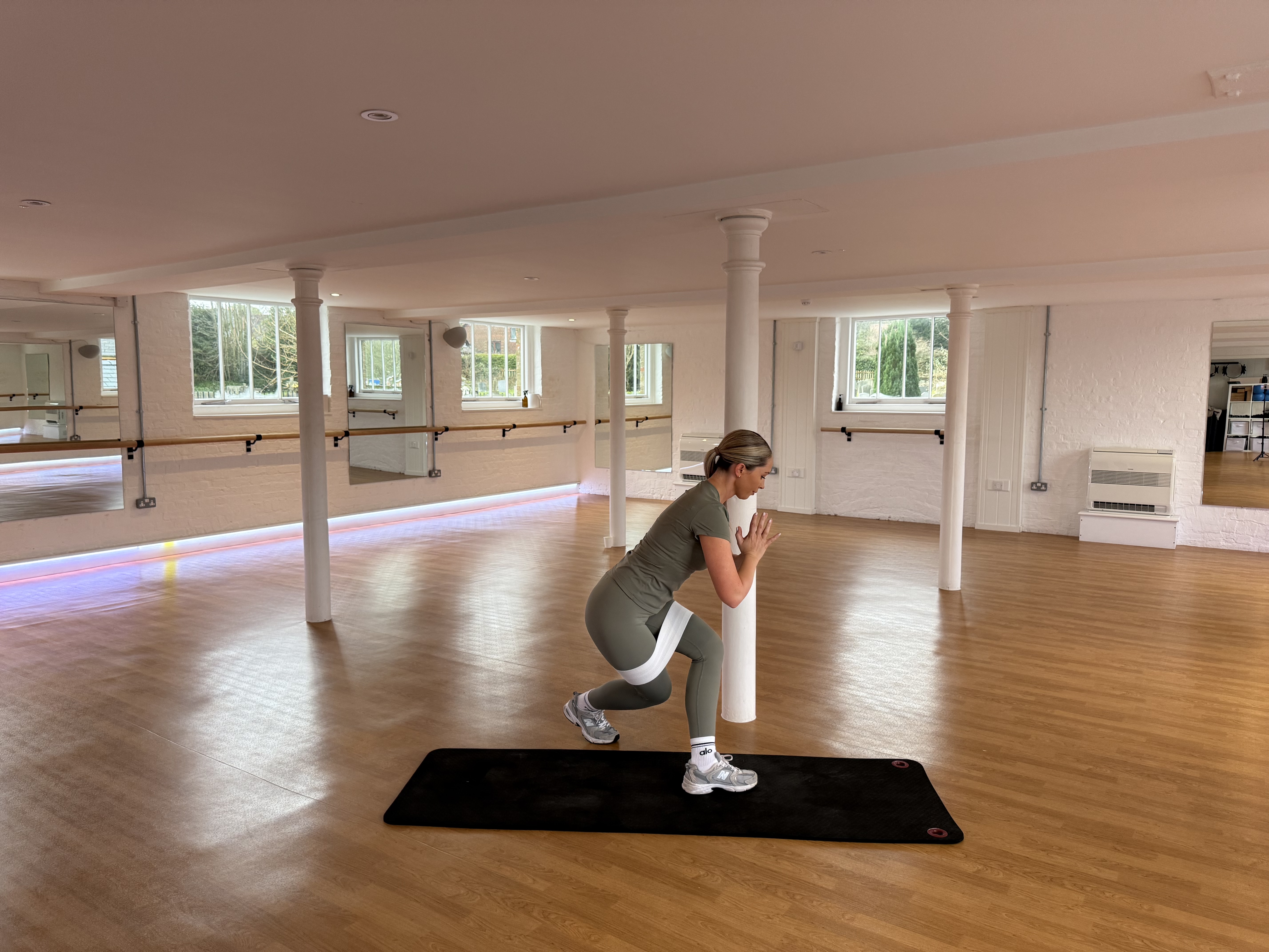 10 MIN ALL STANDING LOWER BODY BURN