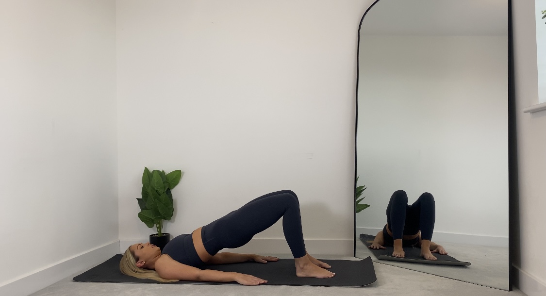 12 MIN MAXED OUT GLUTES NO EQUIPMENT 