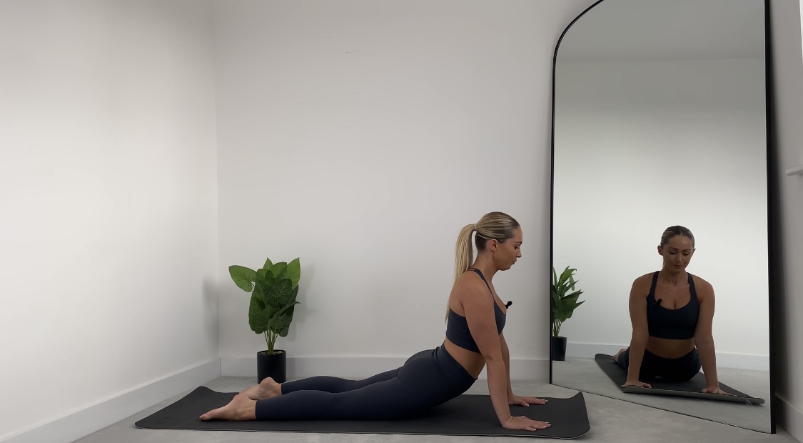 20 MIN FULL BODY SLOW STRETCH