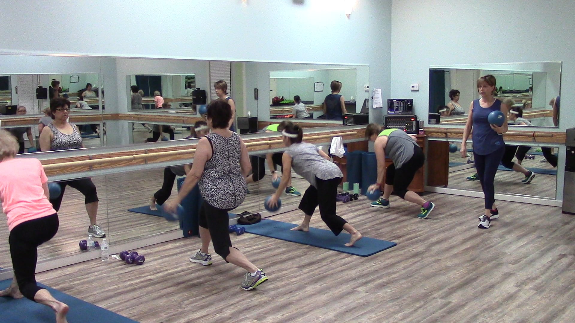 Barre Fitness: Total Body #22 (30 Min)