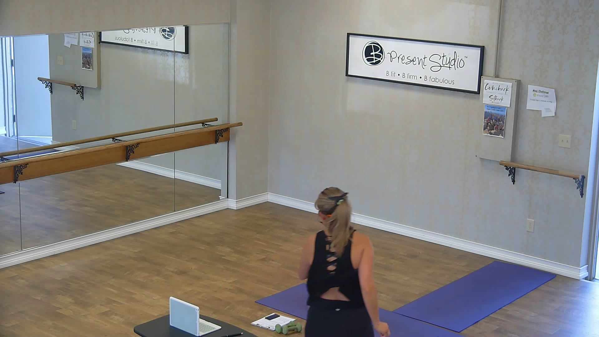 Barre Basics w/ Stephanie  