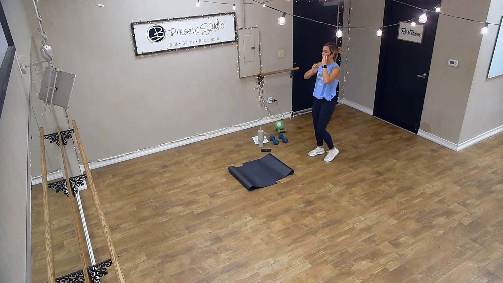 Hannah BArre FLight weights ball 