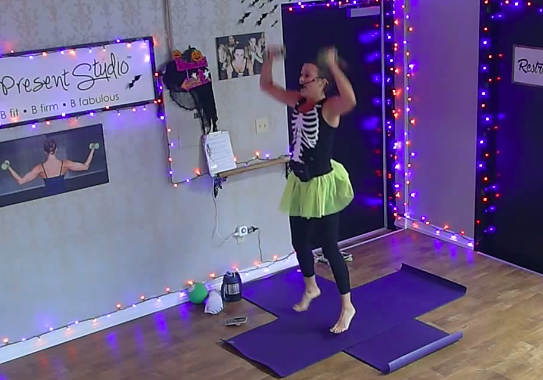 SPOOKtacular Skelebration Boxing Express Tammy Weights ADDED 11 12 22