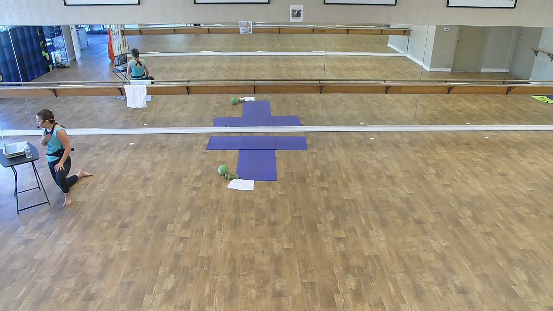 Barre Basics w/ Stephanie