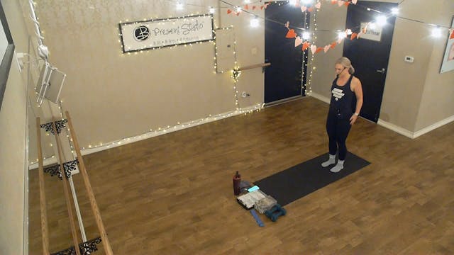 Ashleigh Power Barre weights block ci...