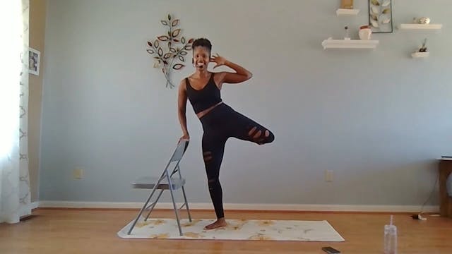 Bonus BarrePop! | November 2025 Chair🪑