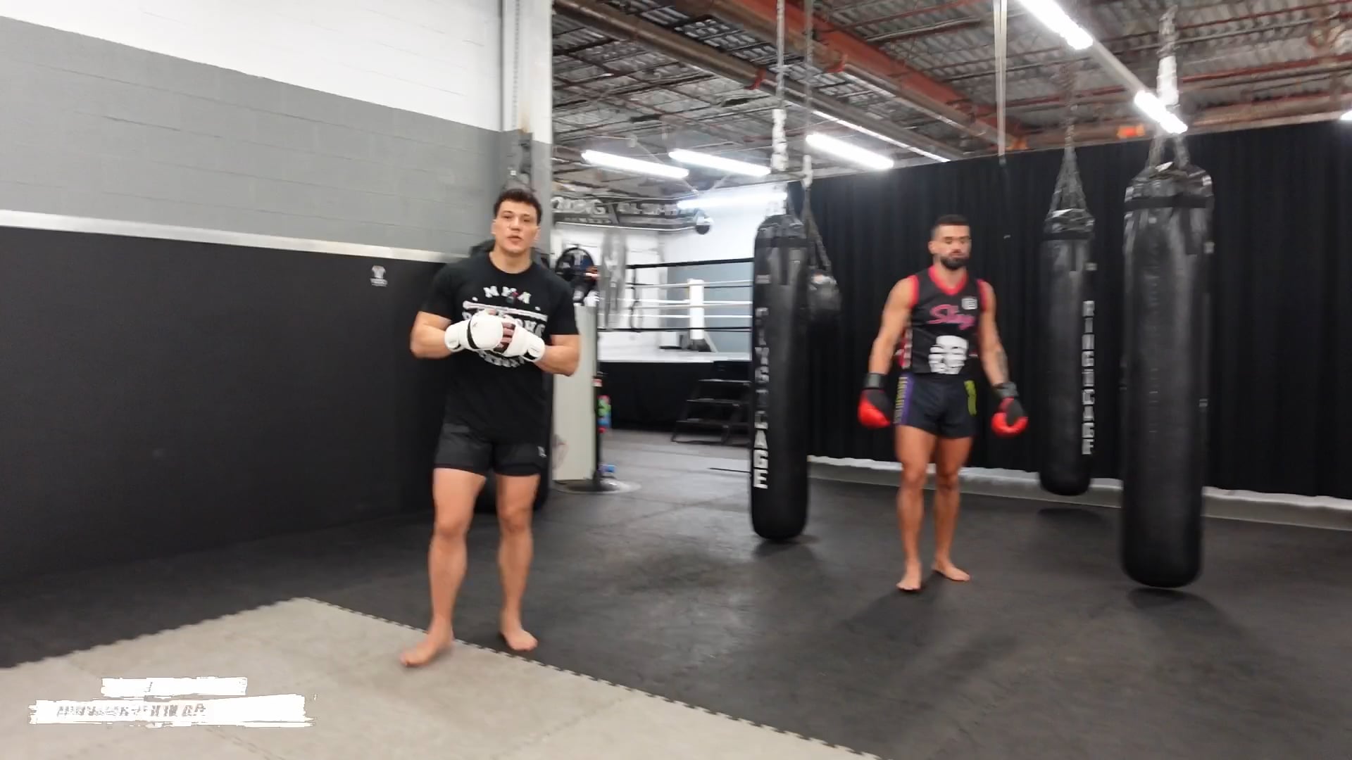 HOME WORKOUTS - USING YOUR SHOULDERS TO DEFEND YOUR CHIN